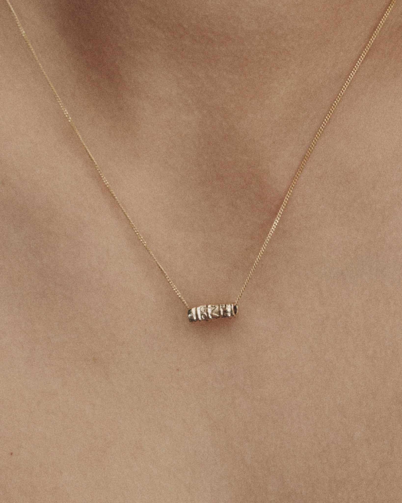 Relic Solitaire Bead Necklace Solid Gold