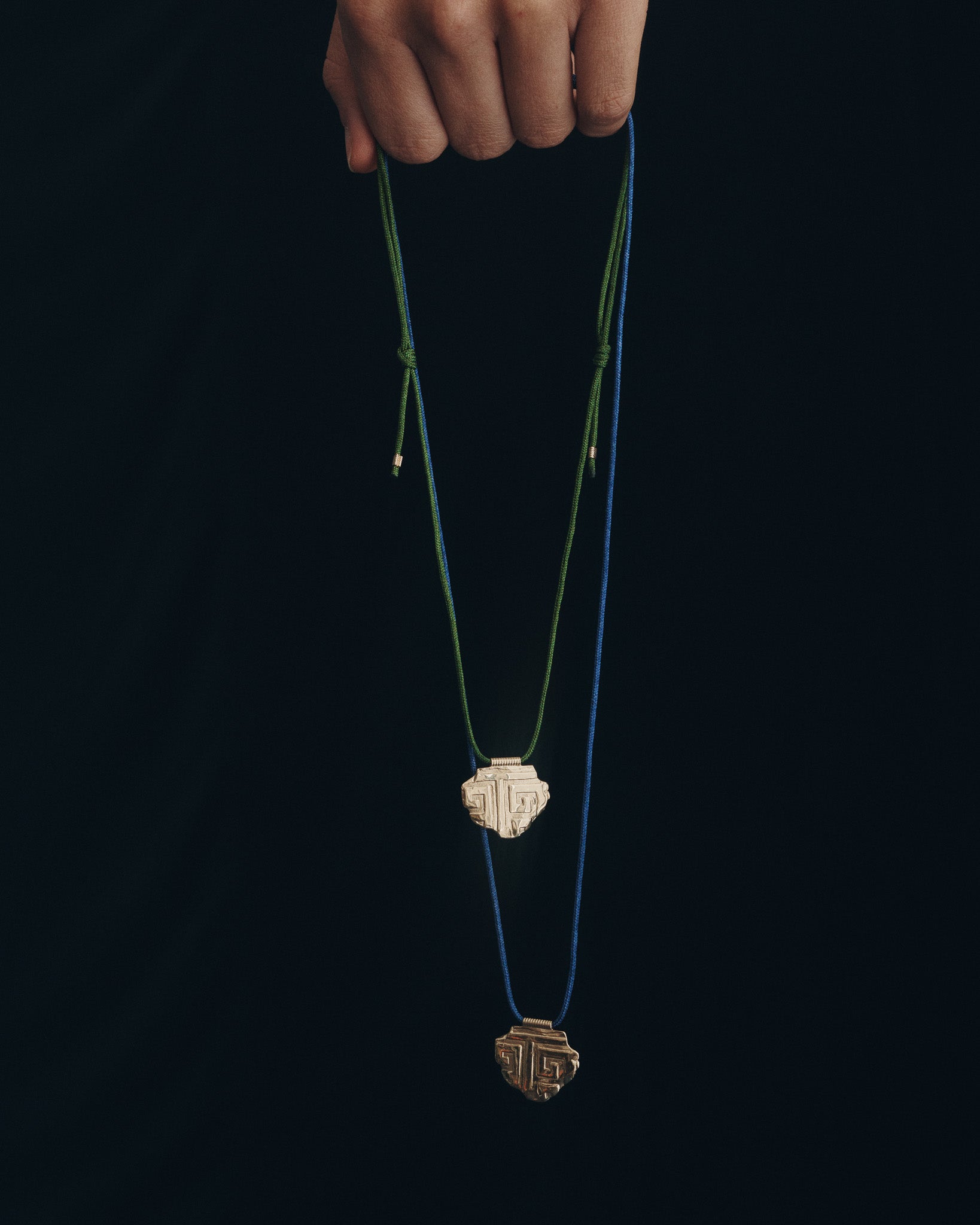 Relic XIII Necklace Blue Solid Gold