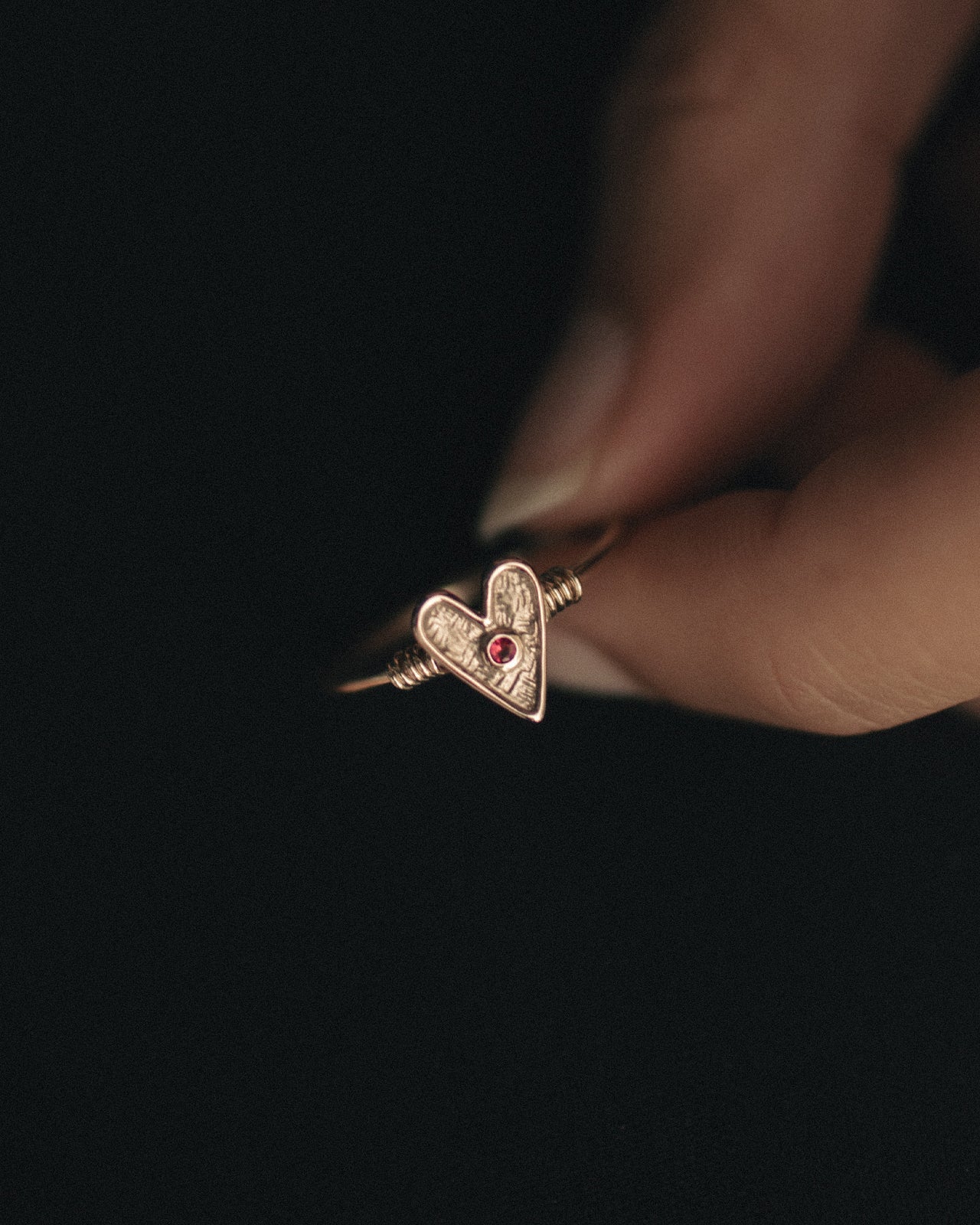 Amore Ring Ruby Solid Gold