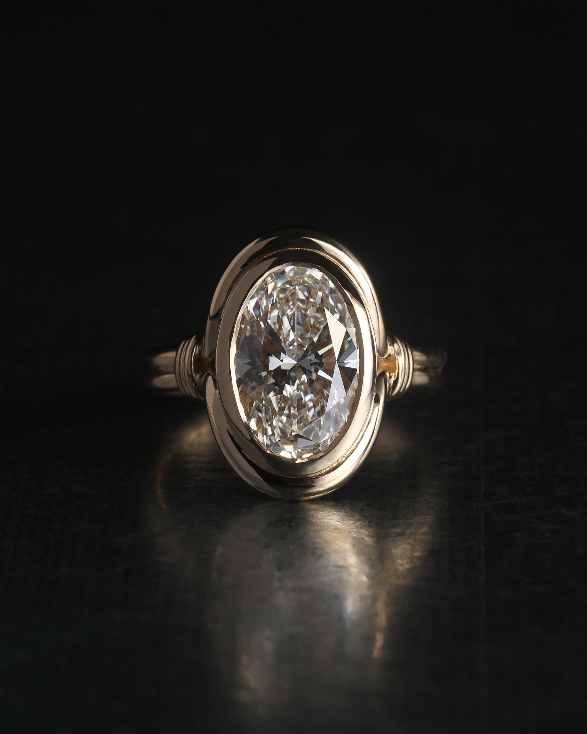Aura Diamond Ring Solid Gold