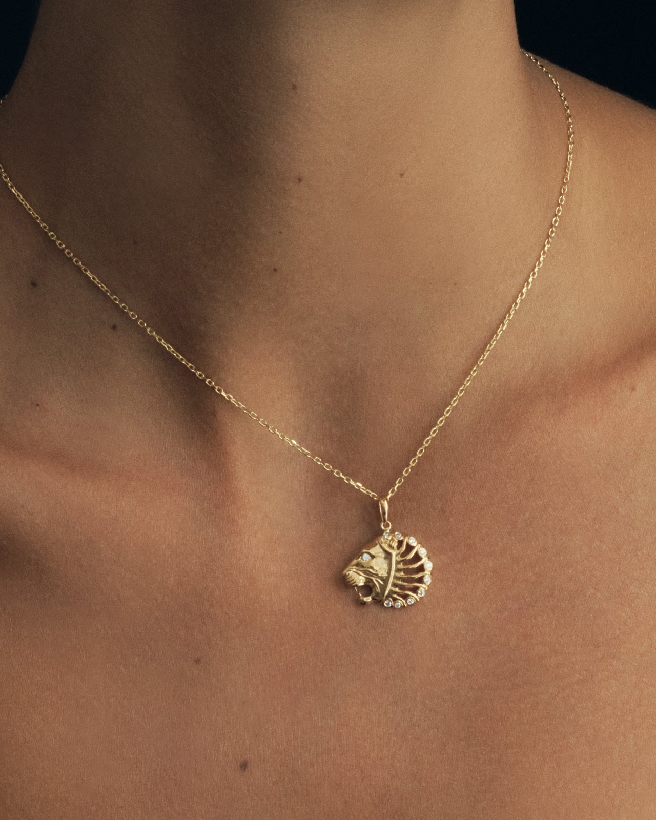 Babylon Necklace White Diamond Solid Gold