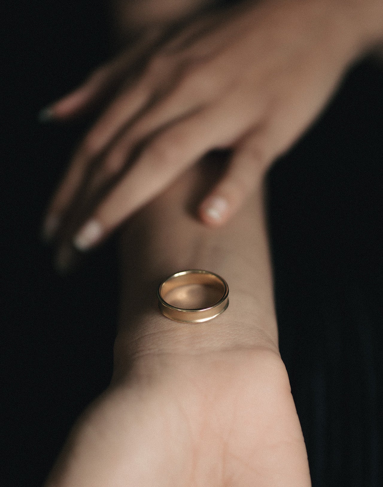 Caius Ring Solid Gold