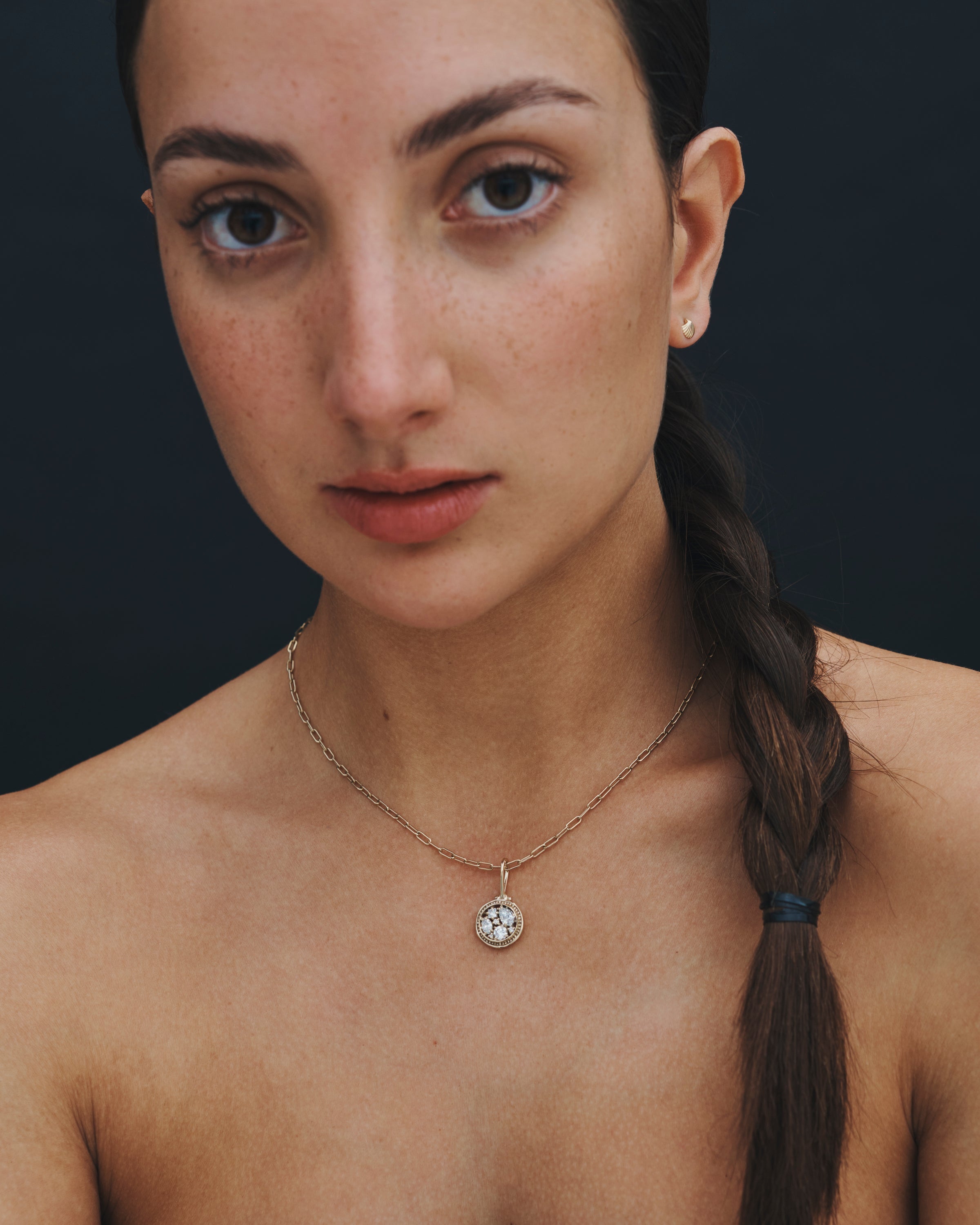 Asteria Pendant Diamond Solid Gold