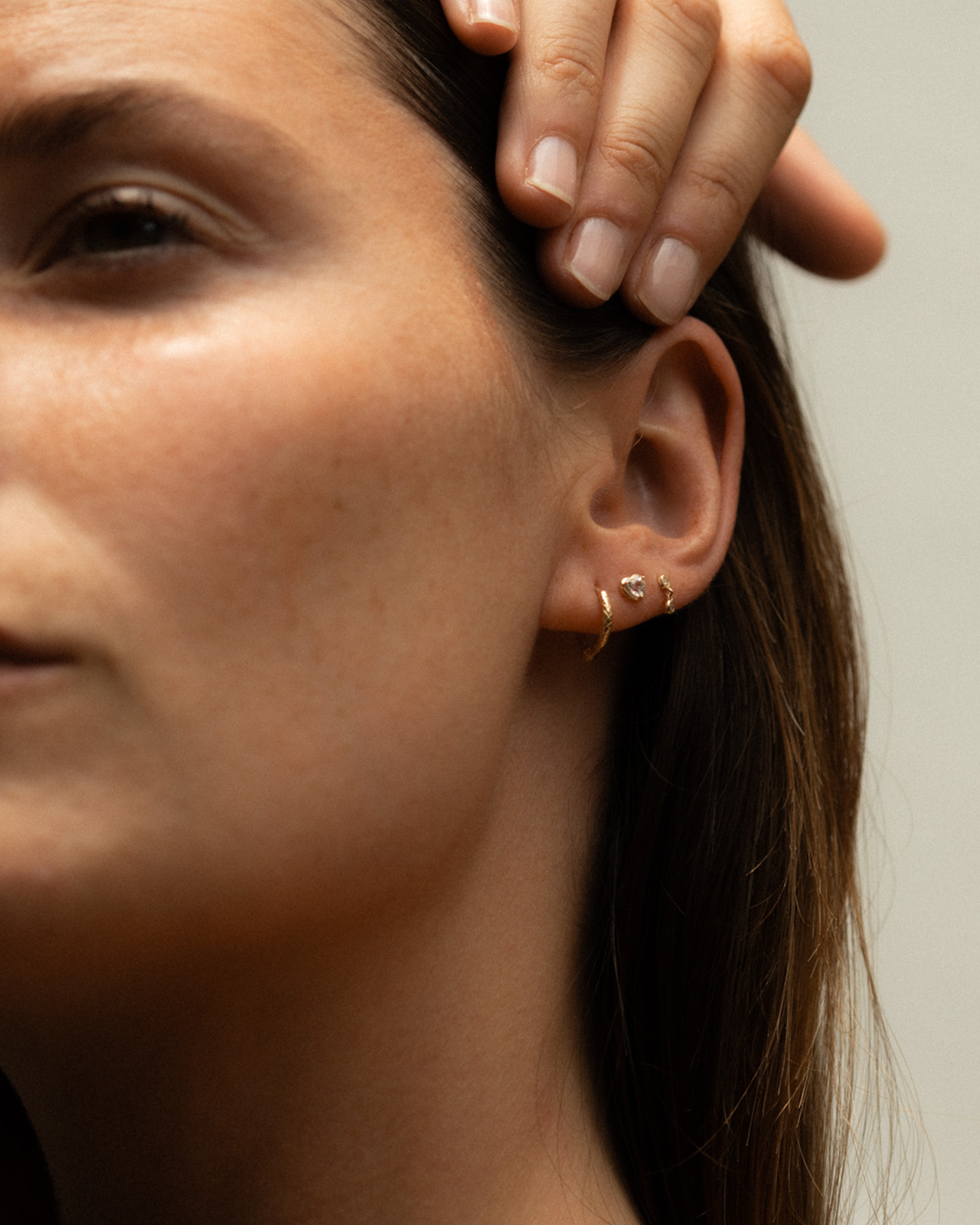 Vesper Drop Single Cartilage Earring Diamond Solid Gold