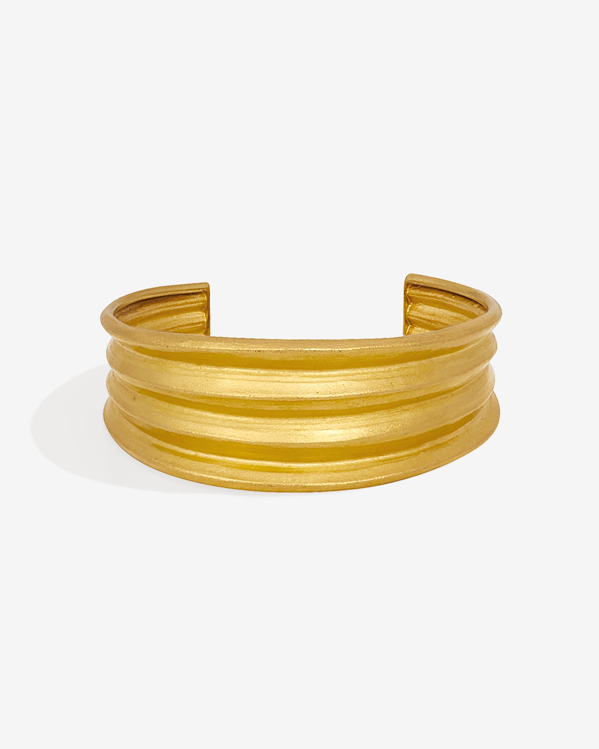 Fluted Cuff Solid Gold