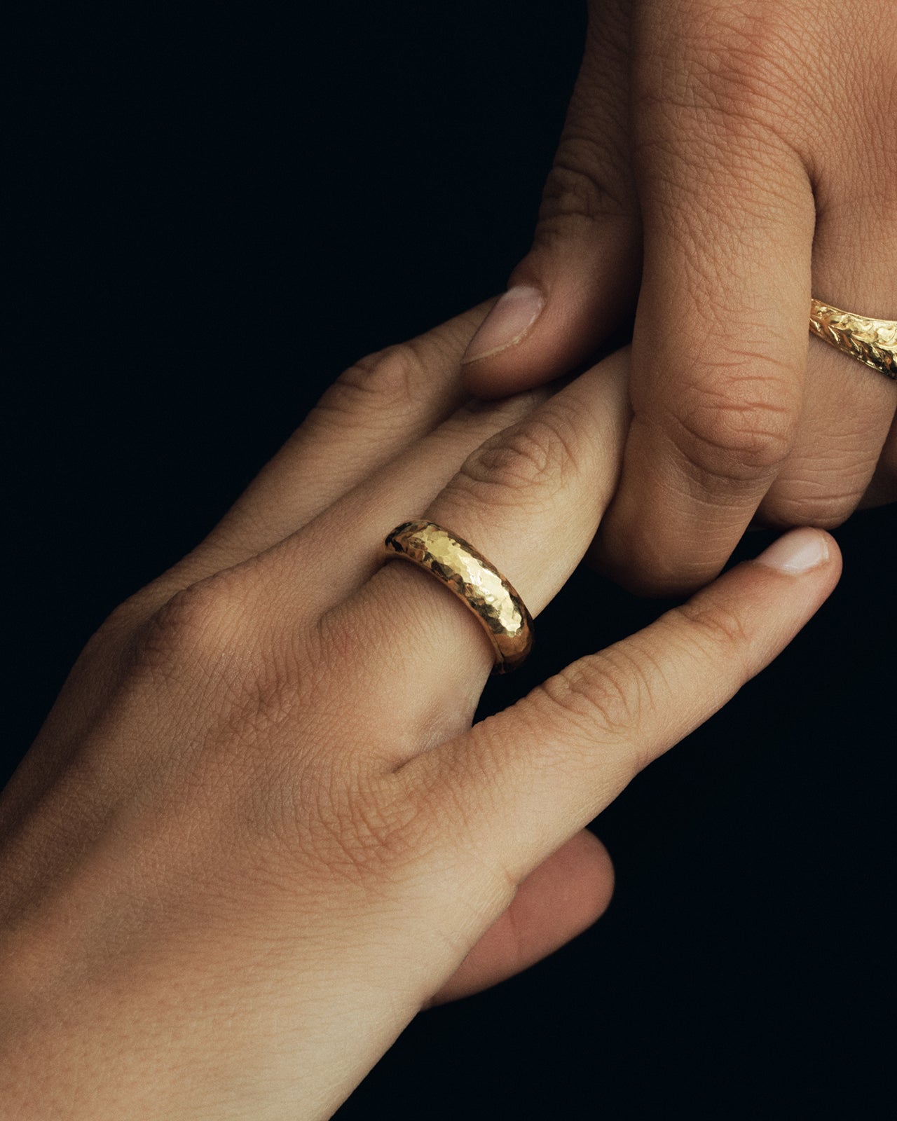 Hammered Ring Solid Gold