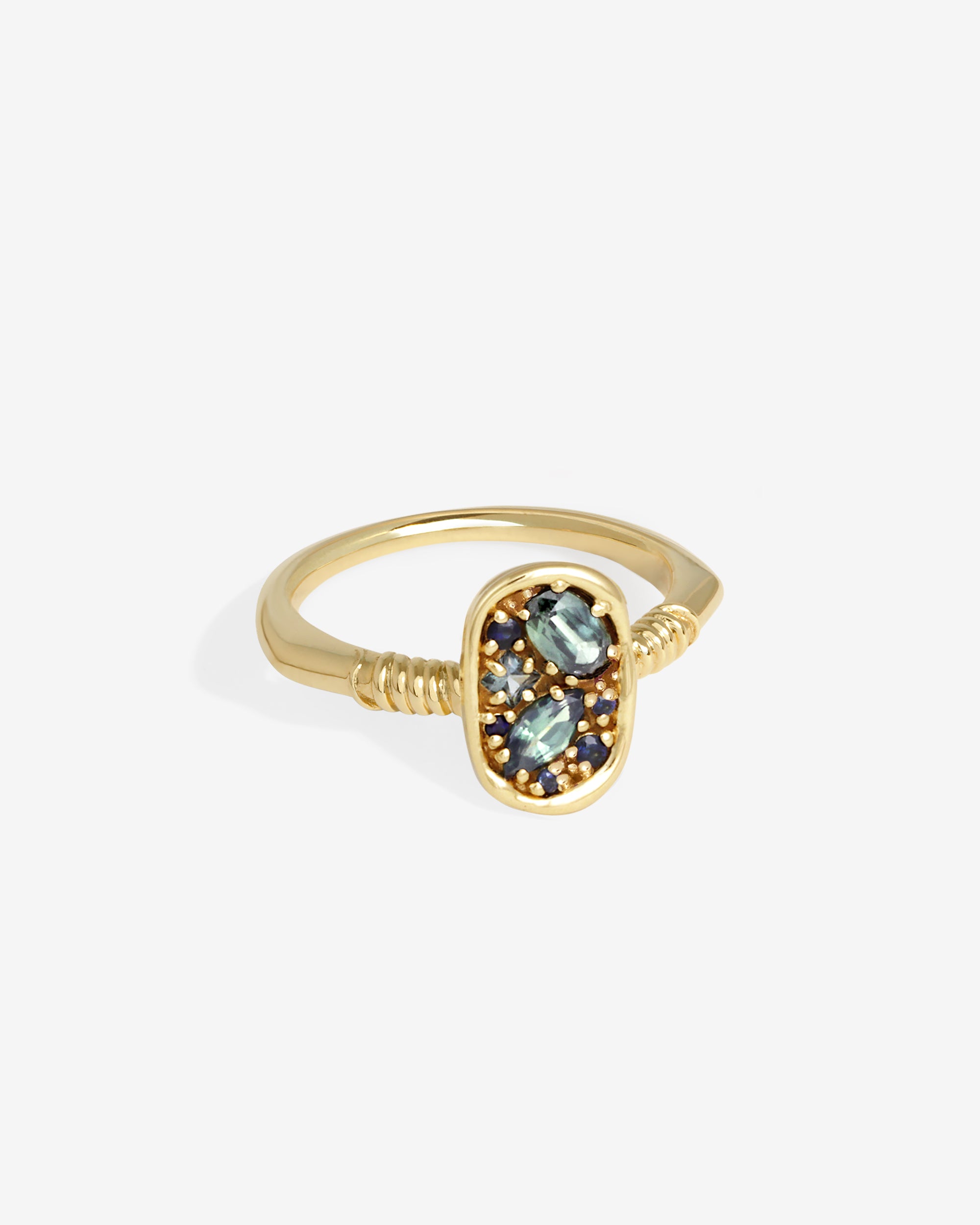 Illume Ring Teal Sapphire Solid Gold