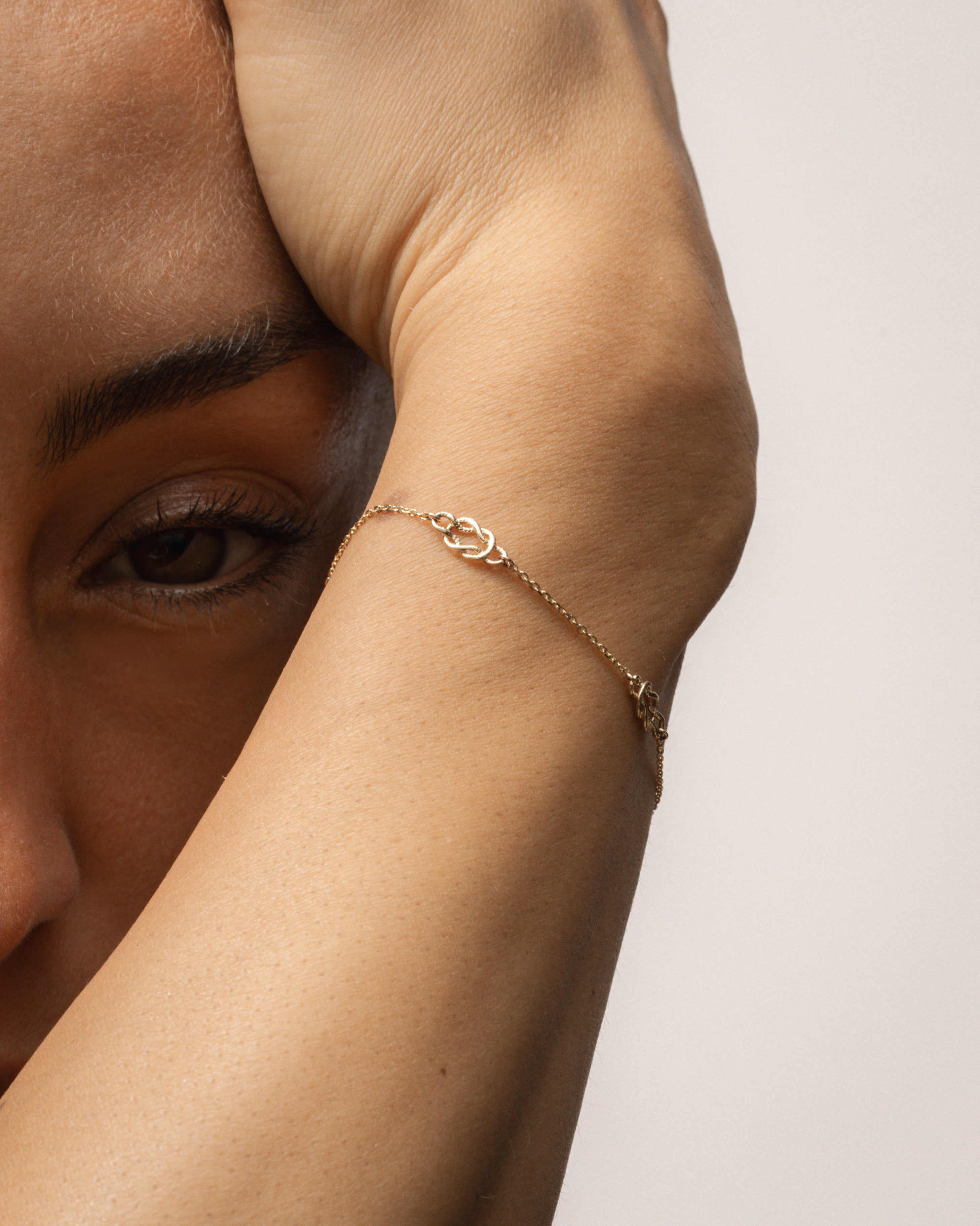 Airla Bracelet Solid Gold