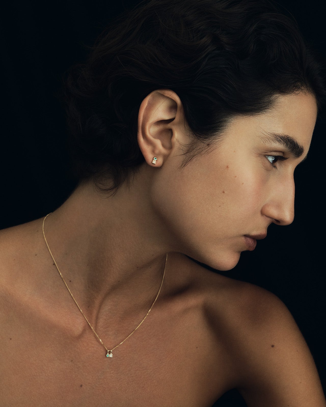 Lenci Necklace Emerald Solid Gold