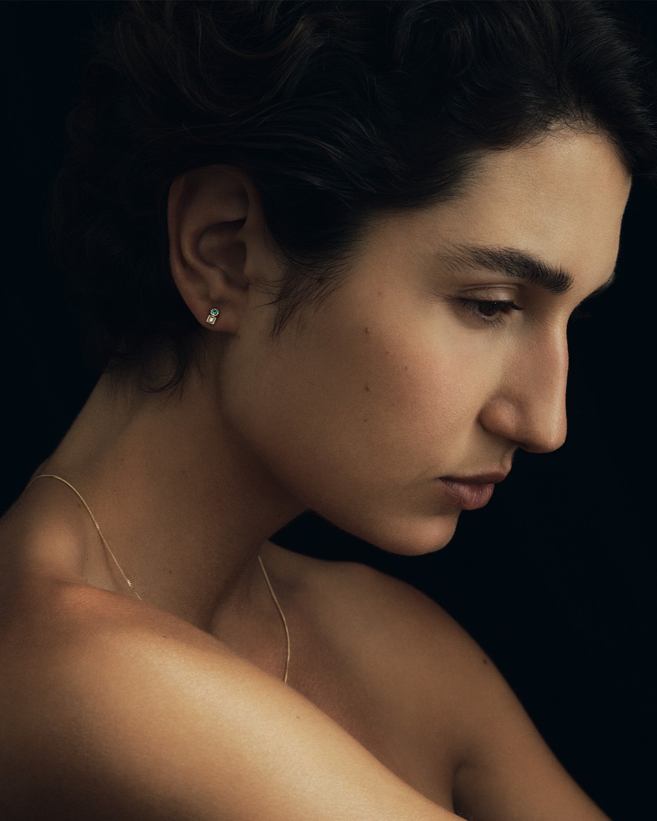 Lenci Single Stud Emerald Solid Gold