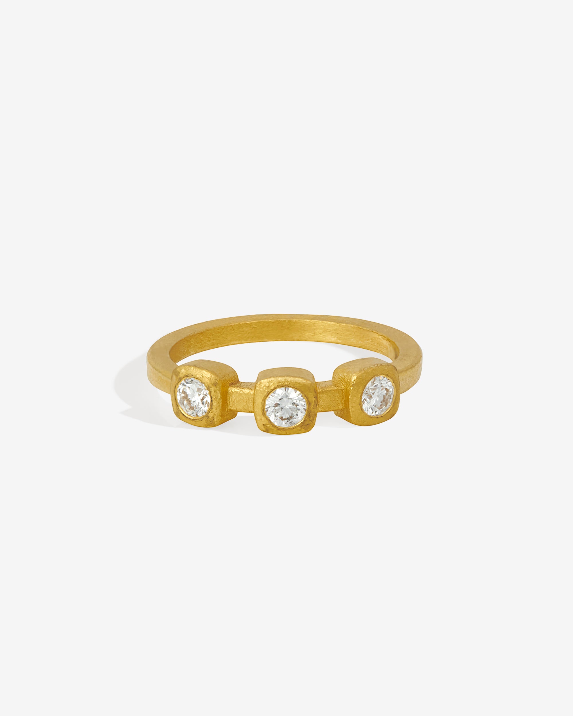 Mittani Ring Diamond Solid Gold