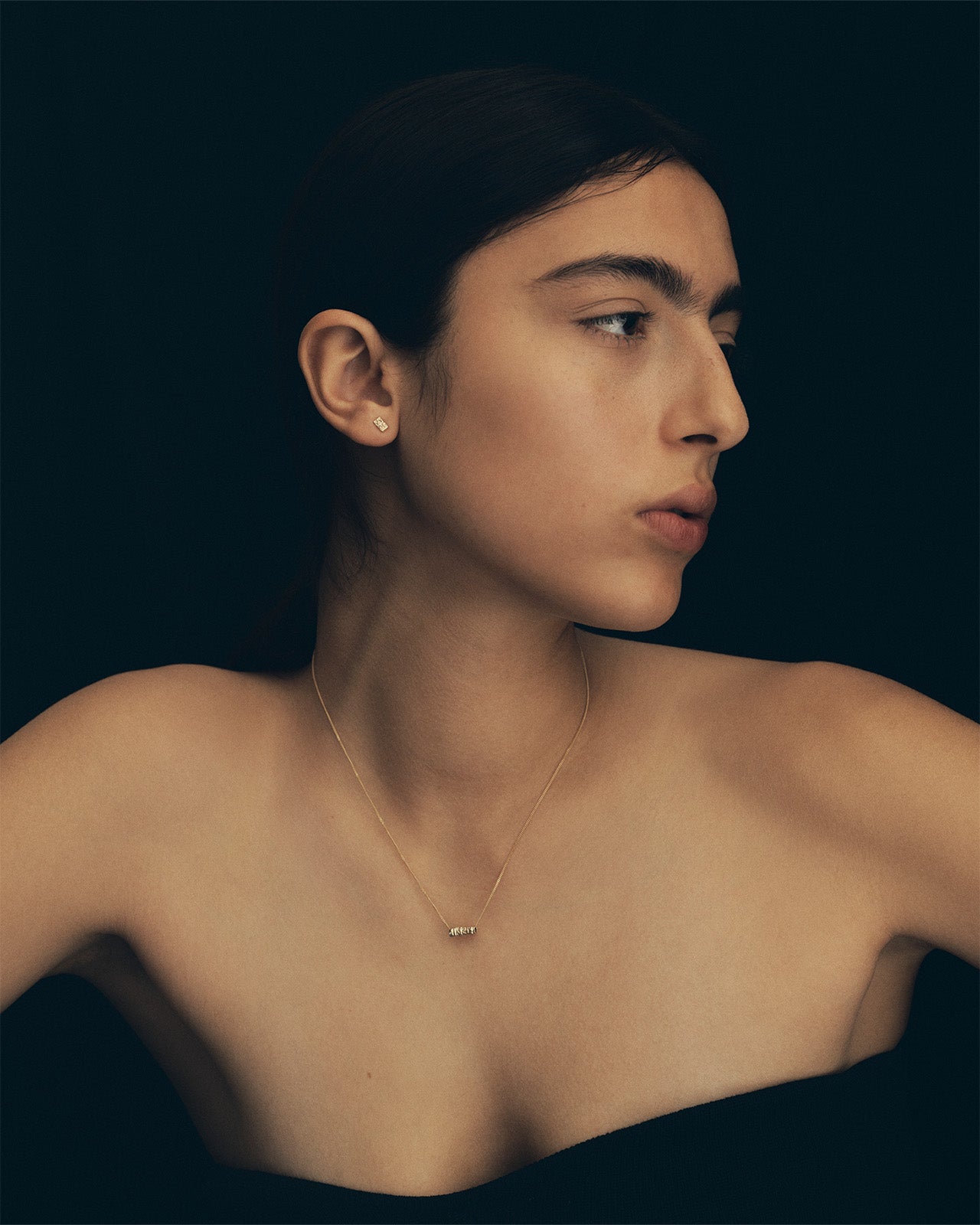 Relic Solitaire Bead Necklace Solid Gold