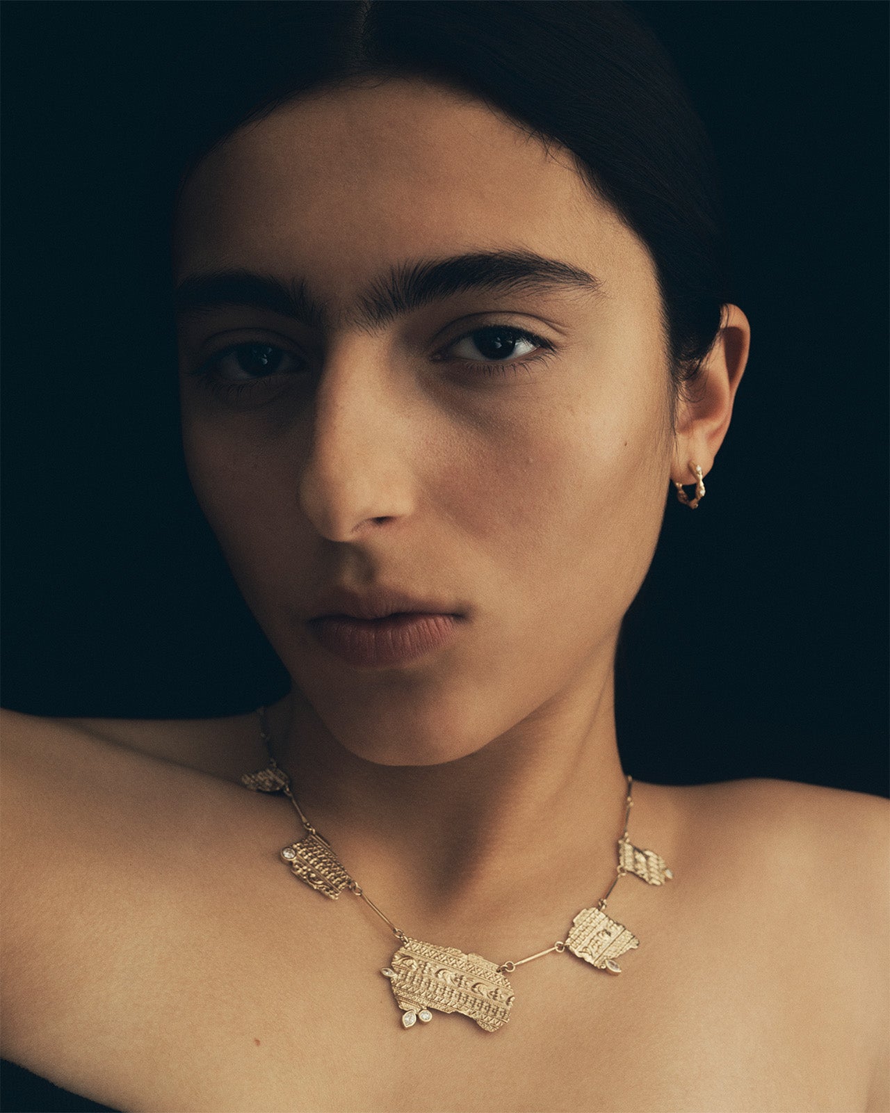 Relic V Necklace Diamond Solid Gold