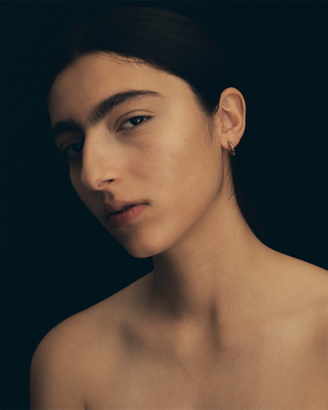 Kassandra Huggie Earrings Sapphire Solid Gold