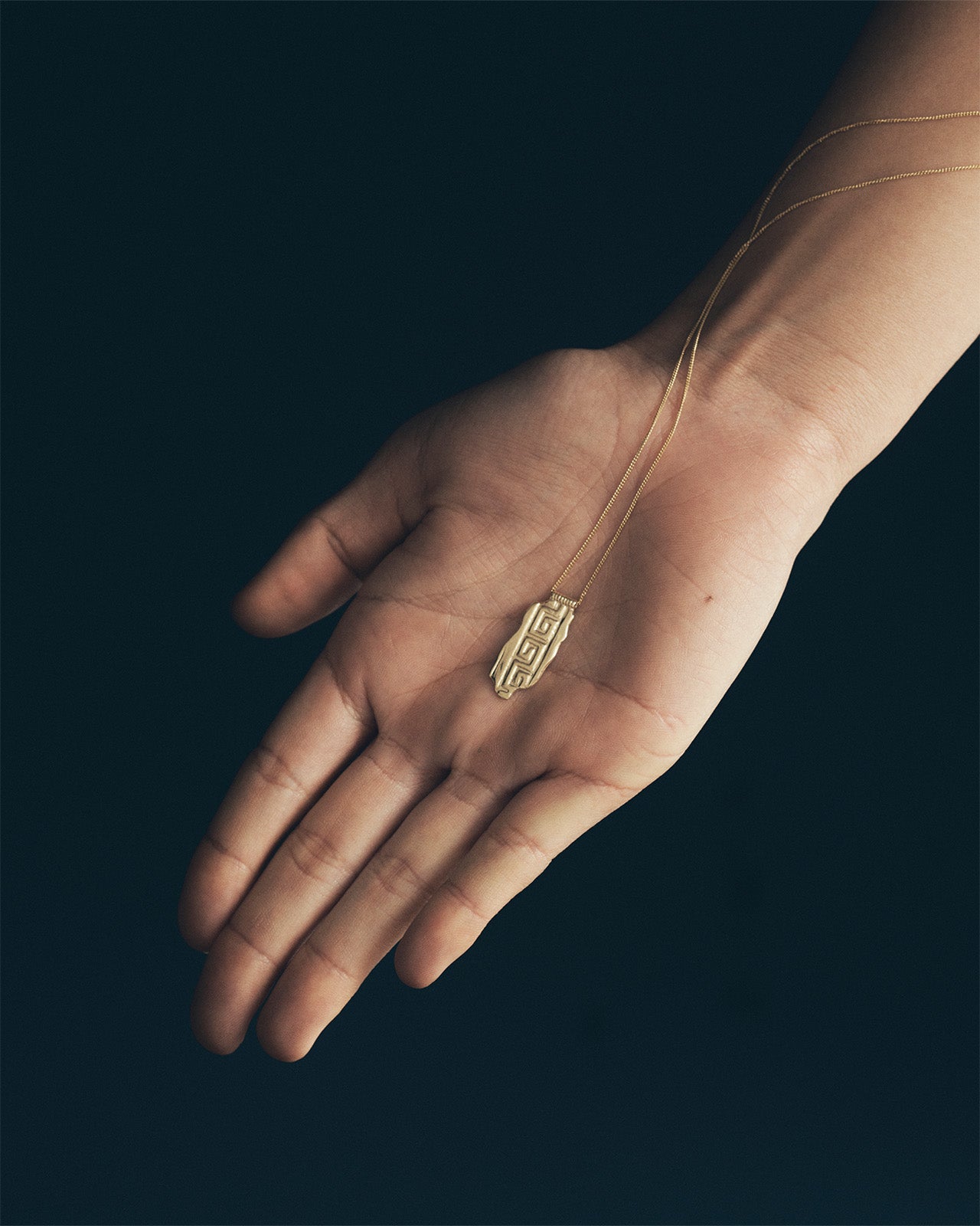 Relic XIV Necklace Solid Gold