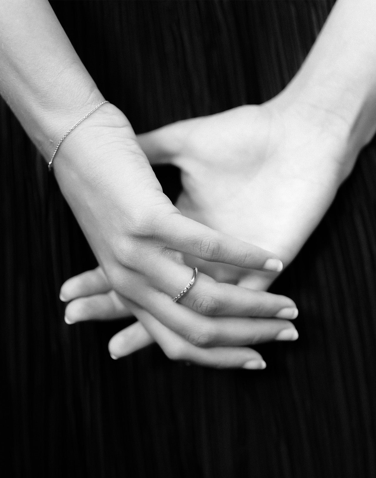 Saba Arch Ring Solid Gold