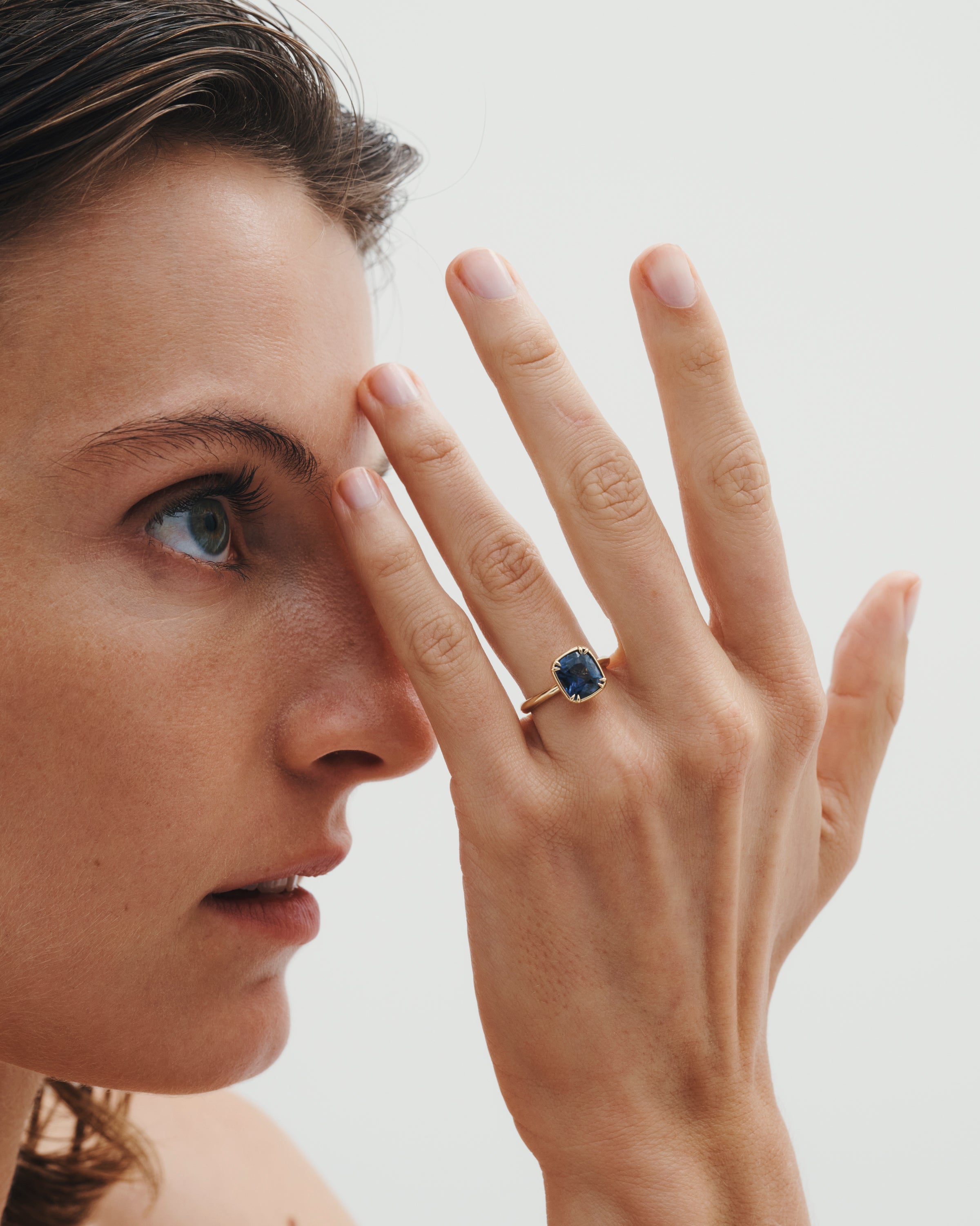 Azalea Cushion Ring 2.27ct Violet Spinel Solid Gold