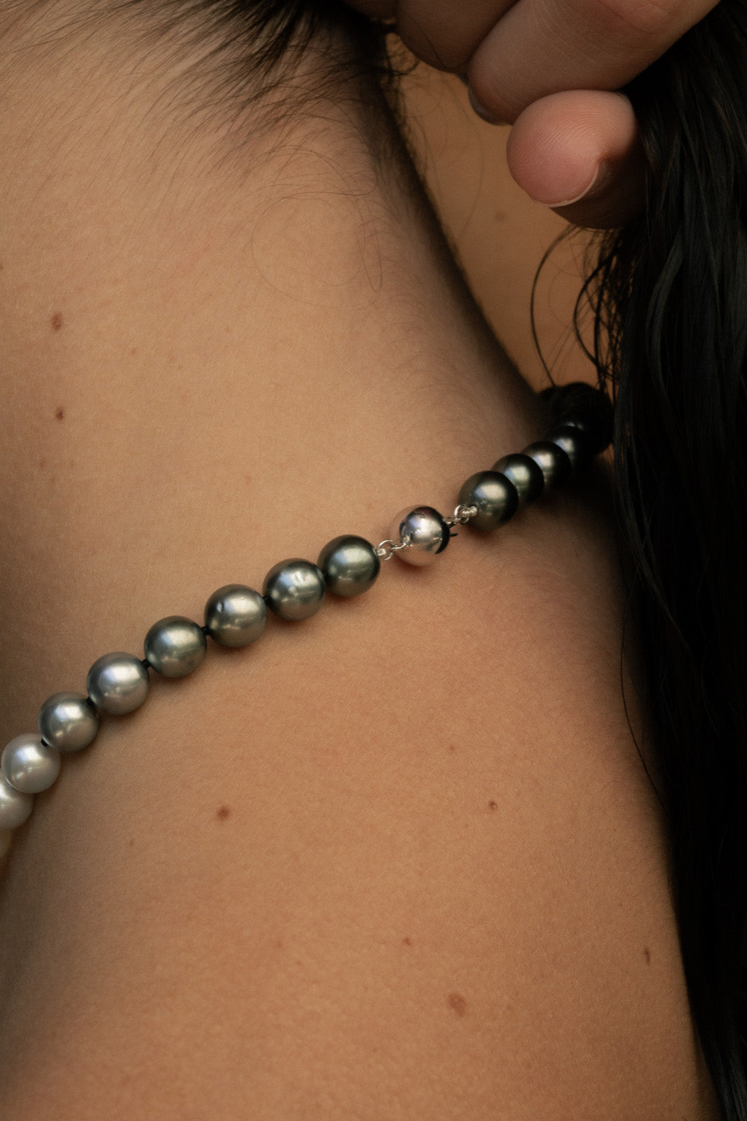 Eclipse Akoya and Tahitian Pearl Necklace White Gold