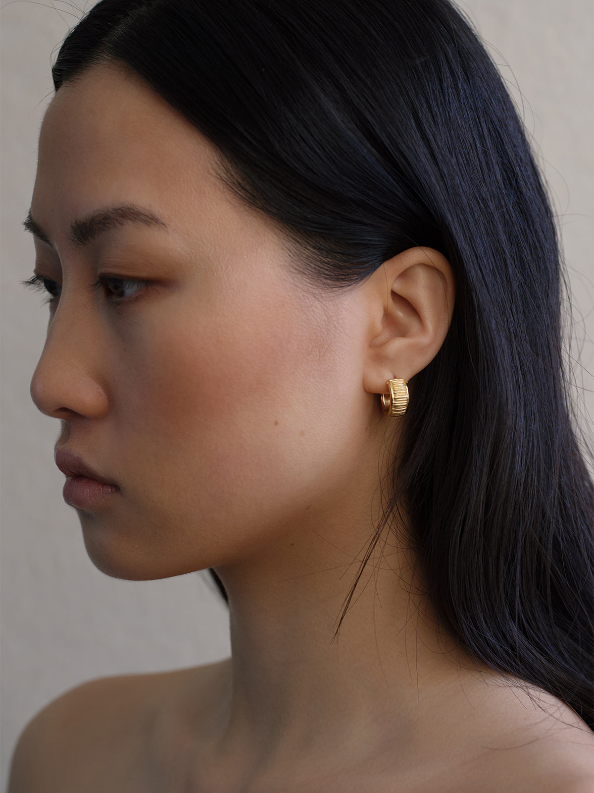 Arete Wide Huggies Gold Vermeil