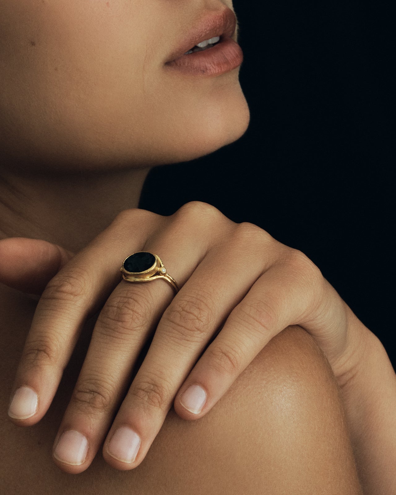 Tyana Ring Onyx Intaglio Diamond Solid Gold