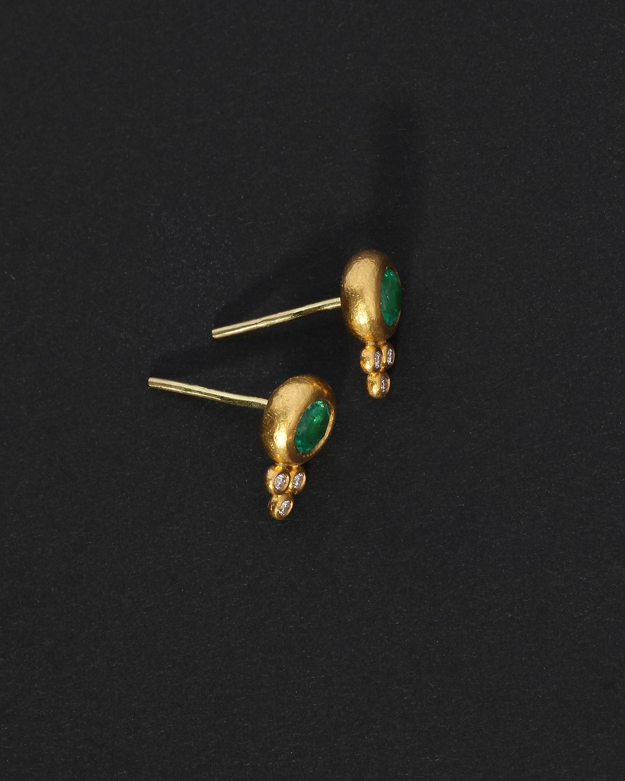 Tamar Studs Emerald Diamond Solid Gold