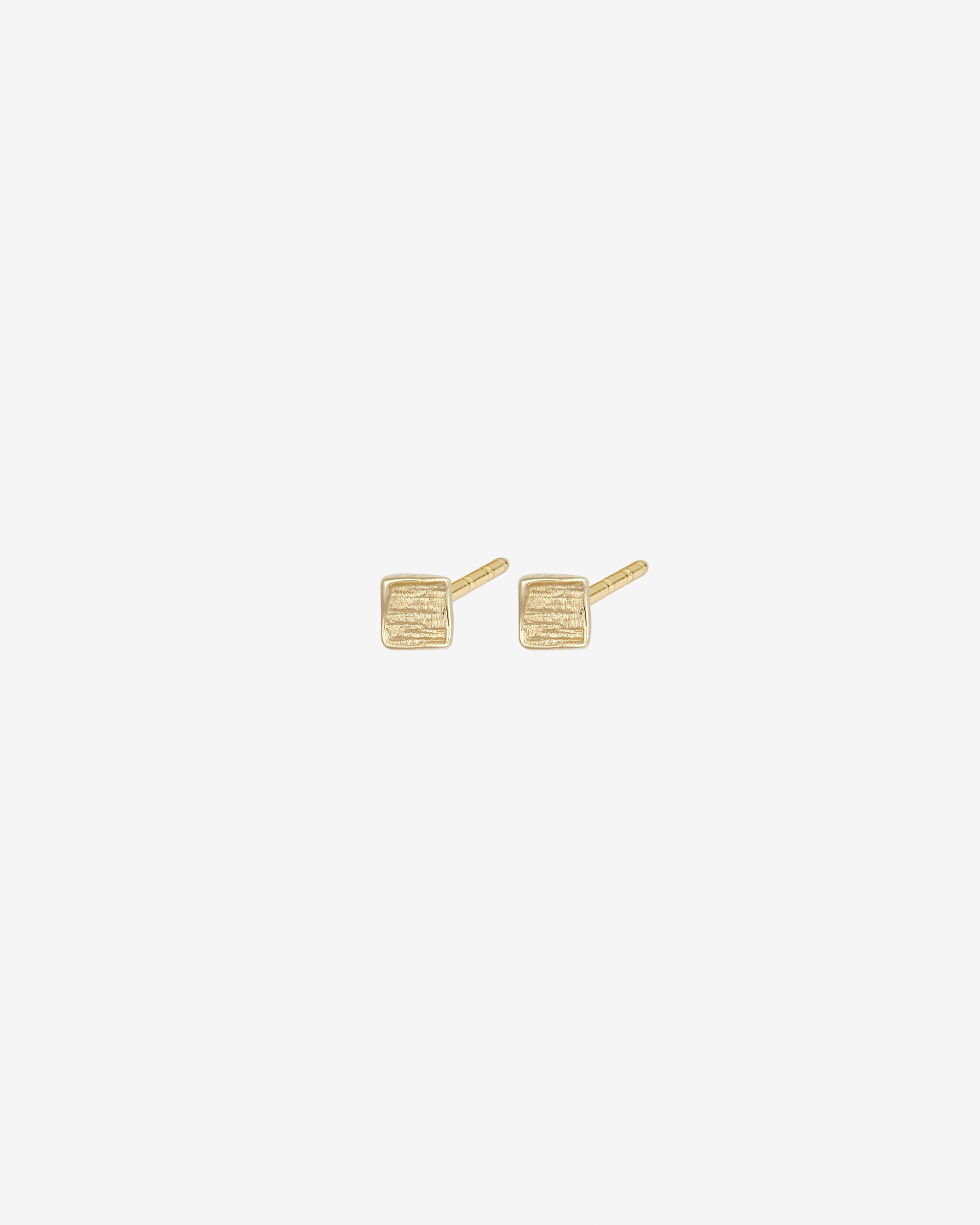 Theia Stud Earrings Solid Gold