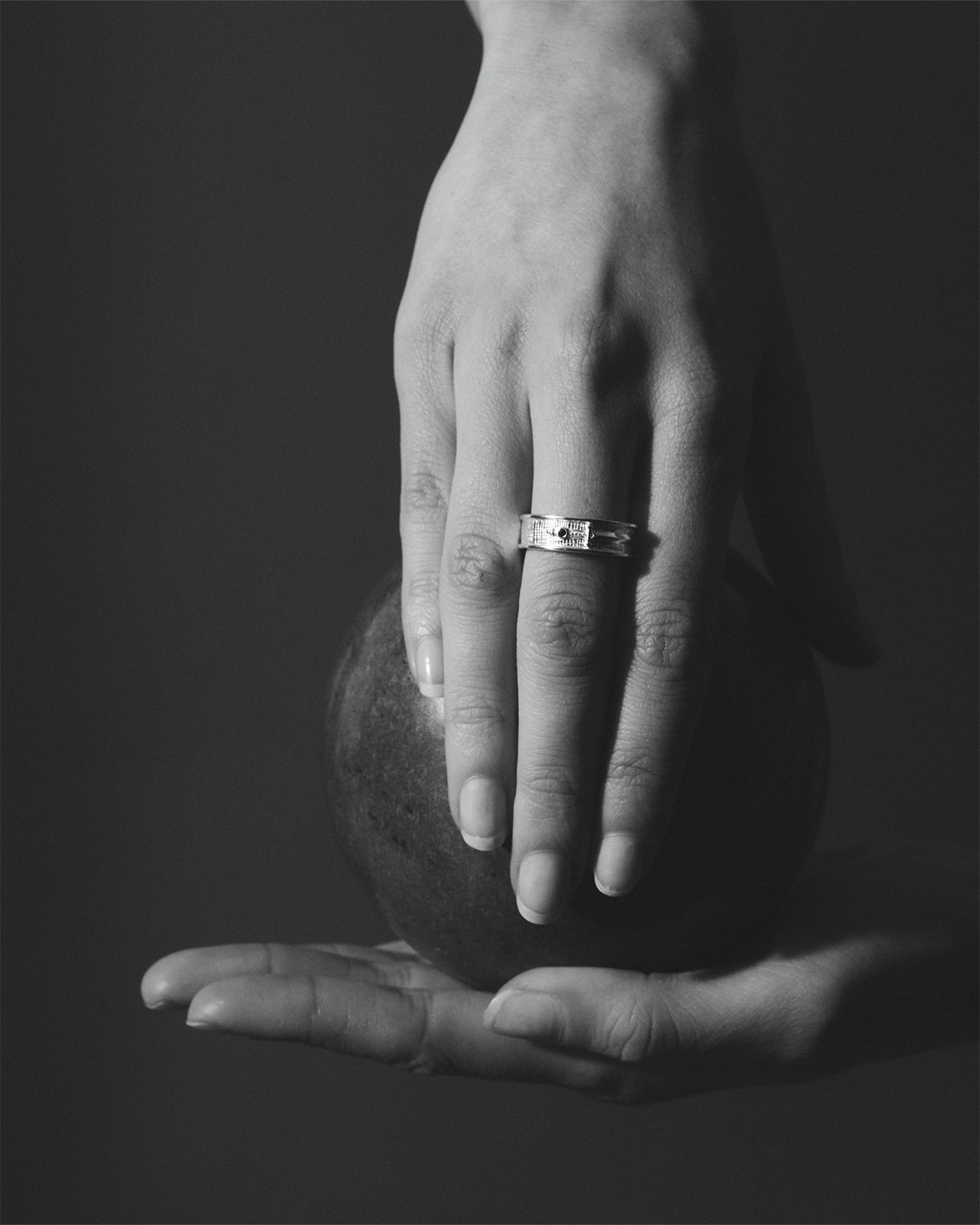 Valor Ring Spinel Silver