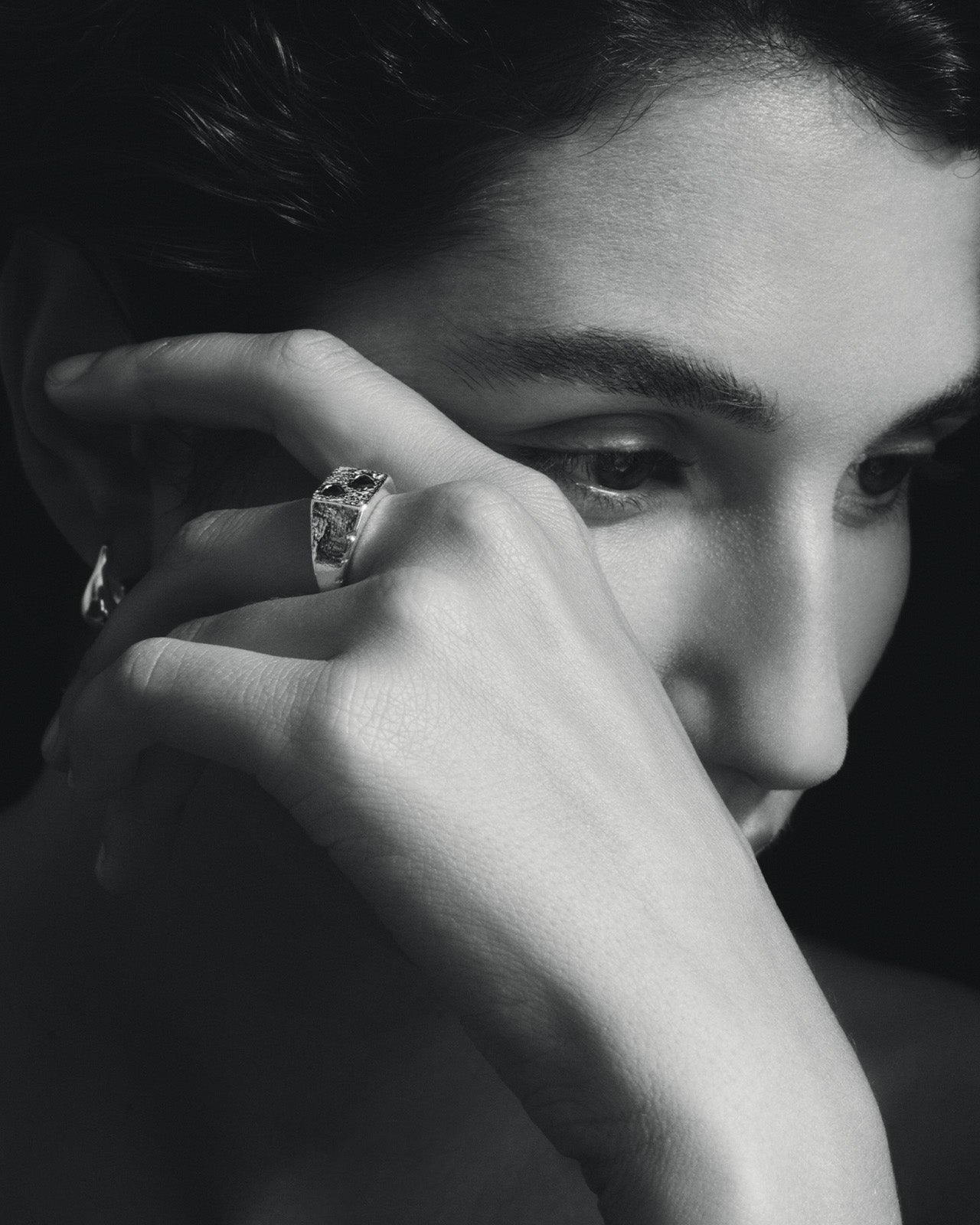 Venus Signet Ring Silver