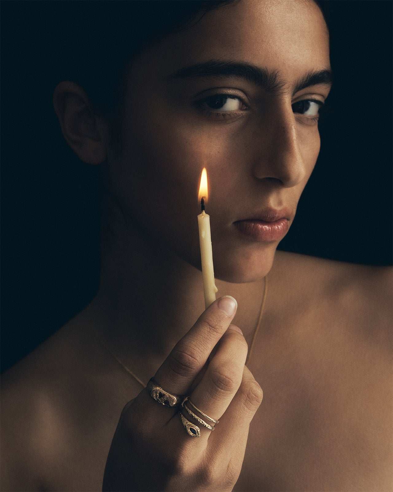 Valere Ring Blue Sapphire Solid Gold