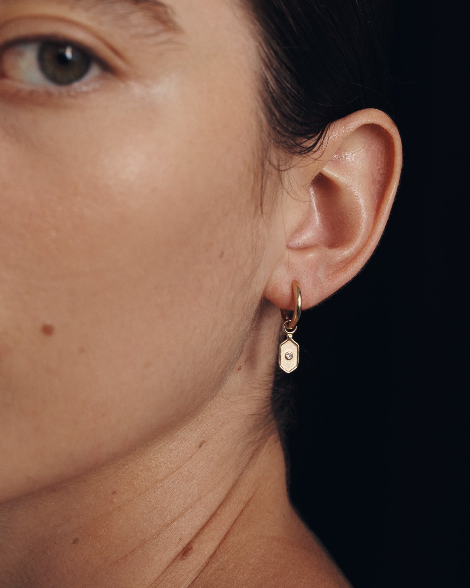 Ve Ear Charm Diamond Solid Gold