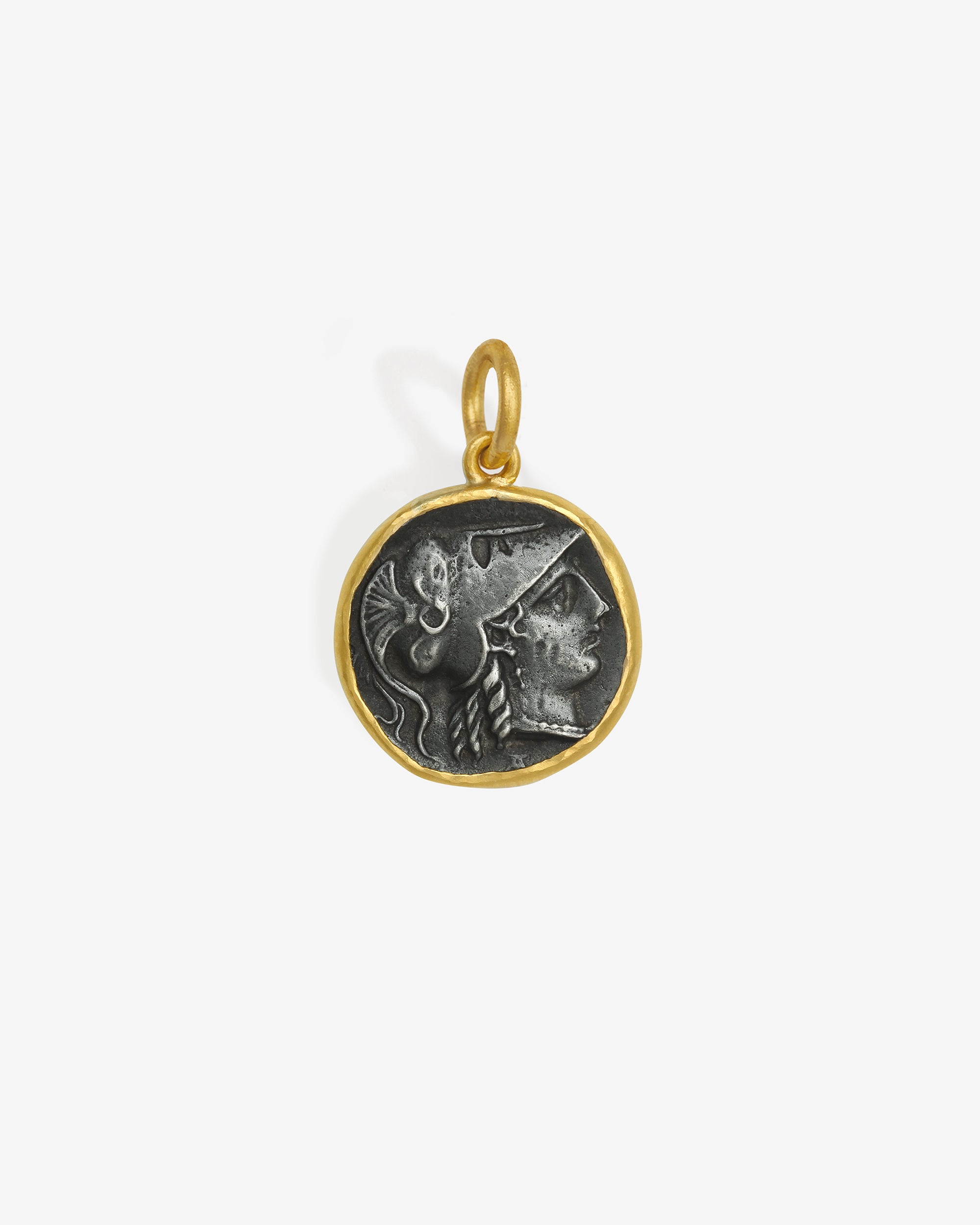 Alexander Pendant Solid Gold