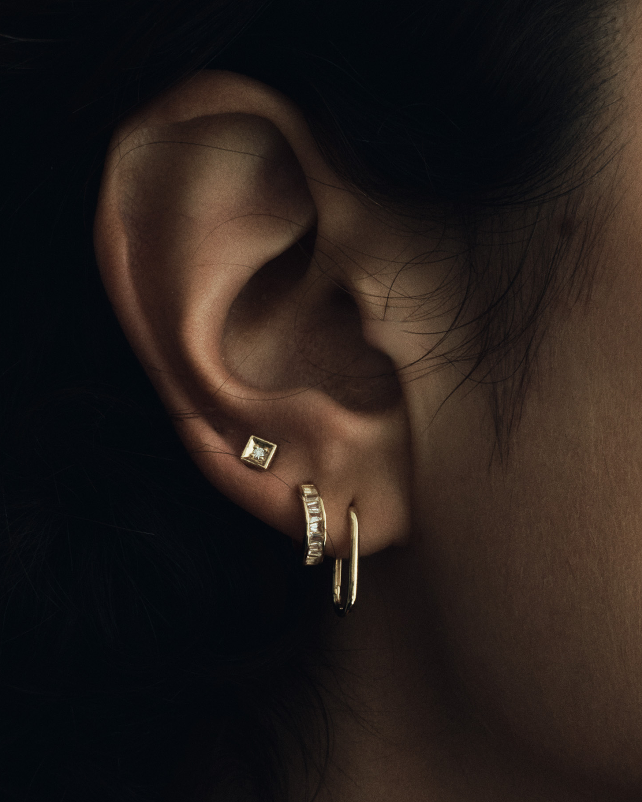 Temple of the Sun Jewellery Tapered Baguette Single Huggie White Topaz Solid Gold