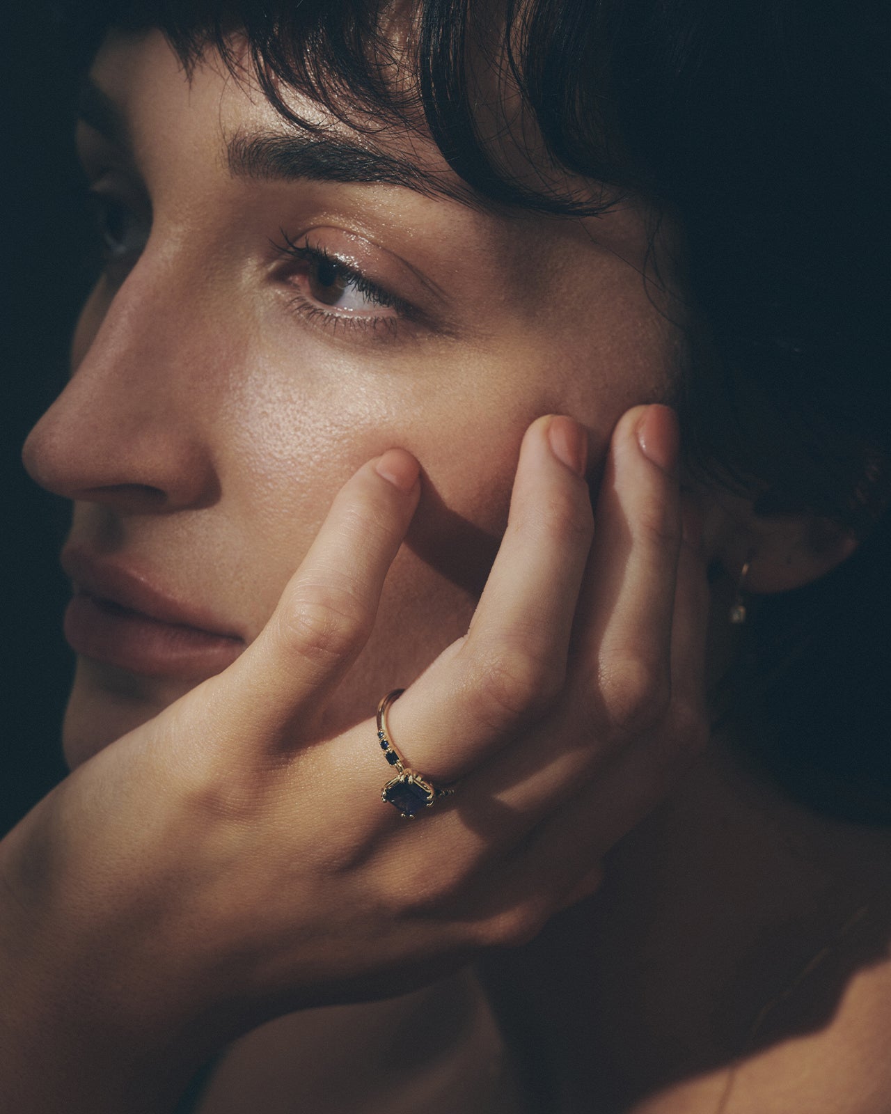 Allium Ring Blue Sapphire Solid Gold