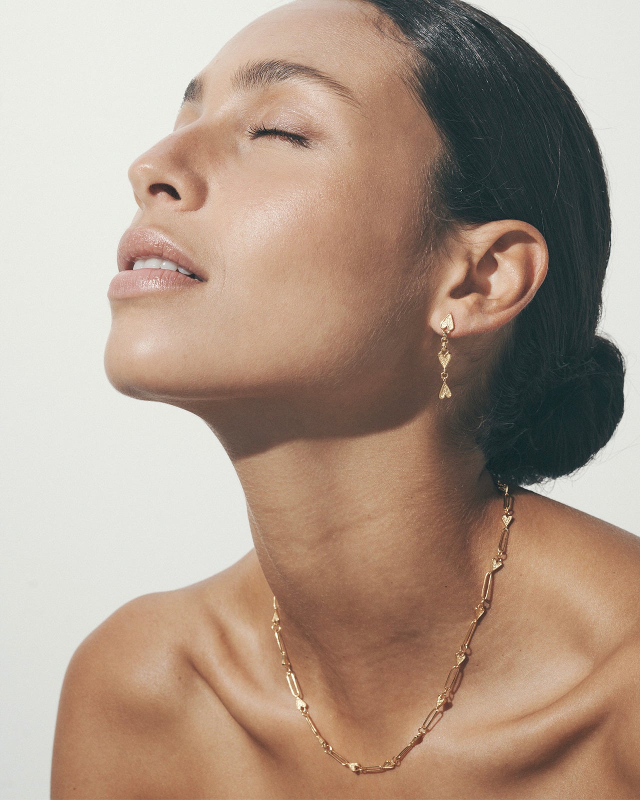 Temple of the Sun Amore Earrings Gold