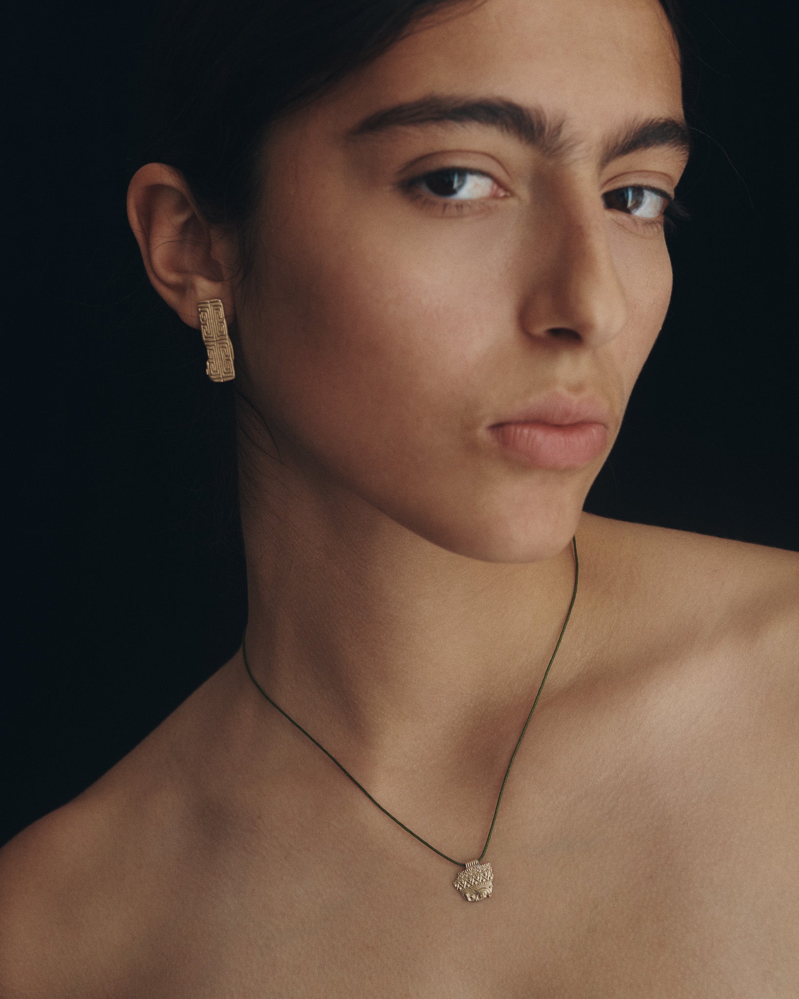 Relic VII Necklace Green Solid Gold