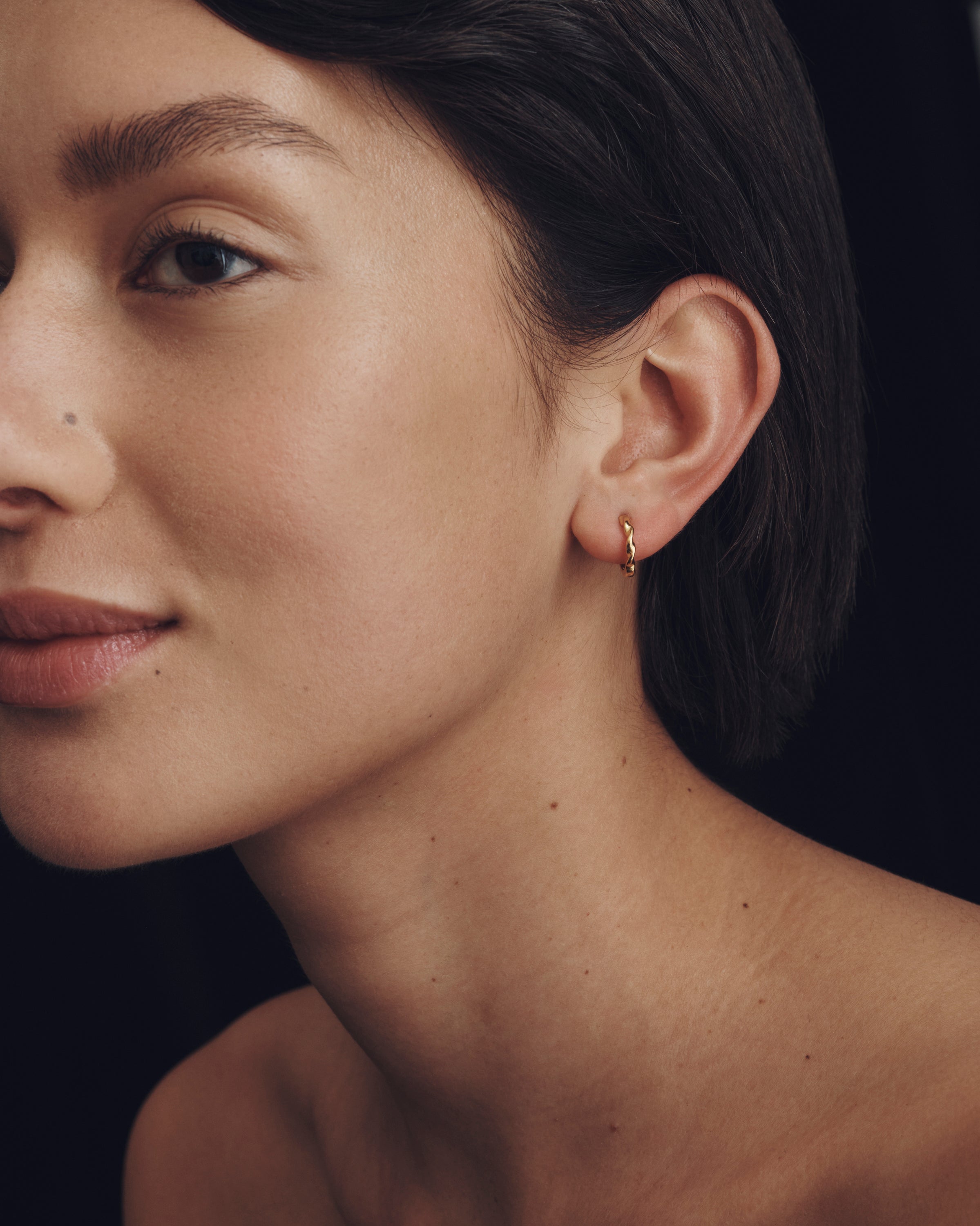 Helix Huggie Earrings Gold Vermeil