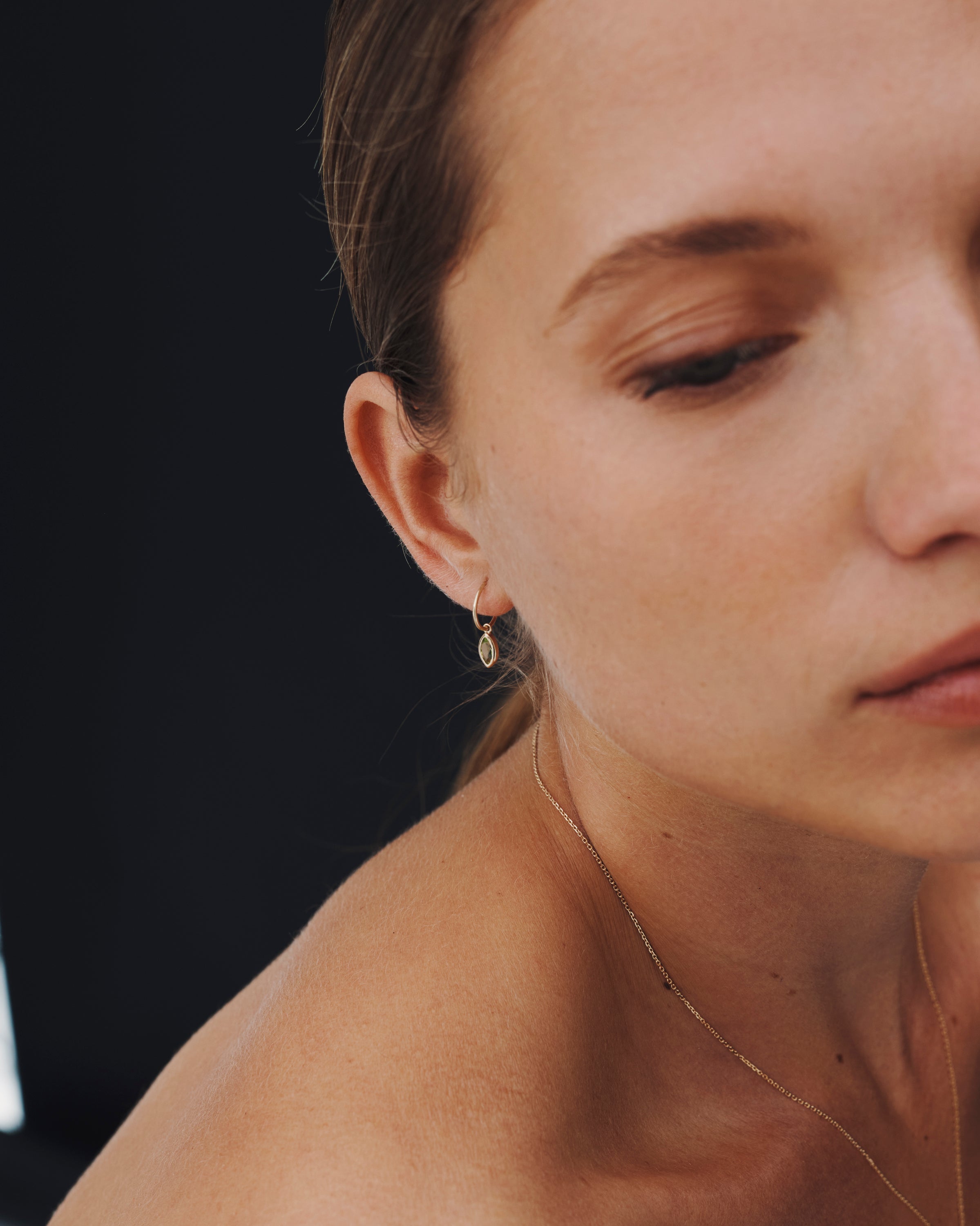 Rise Necklace Solid Gold