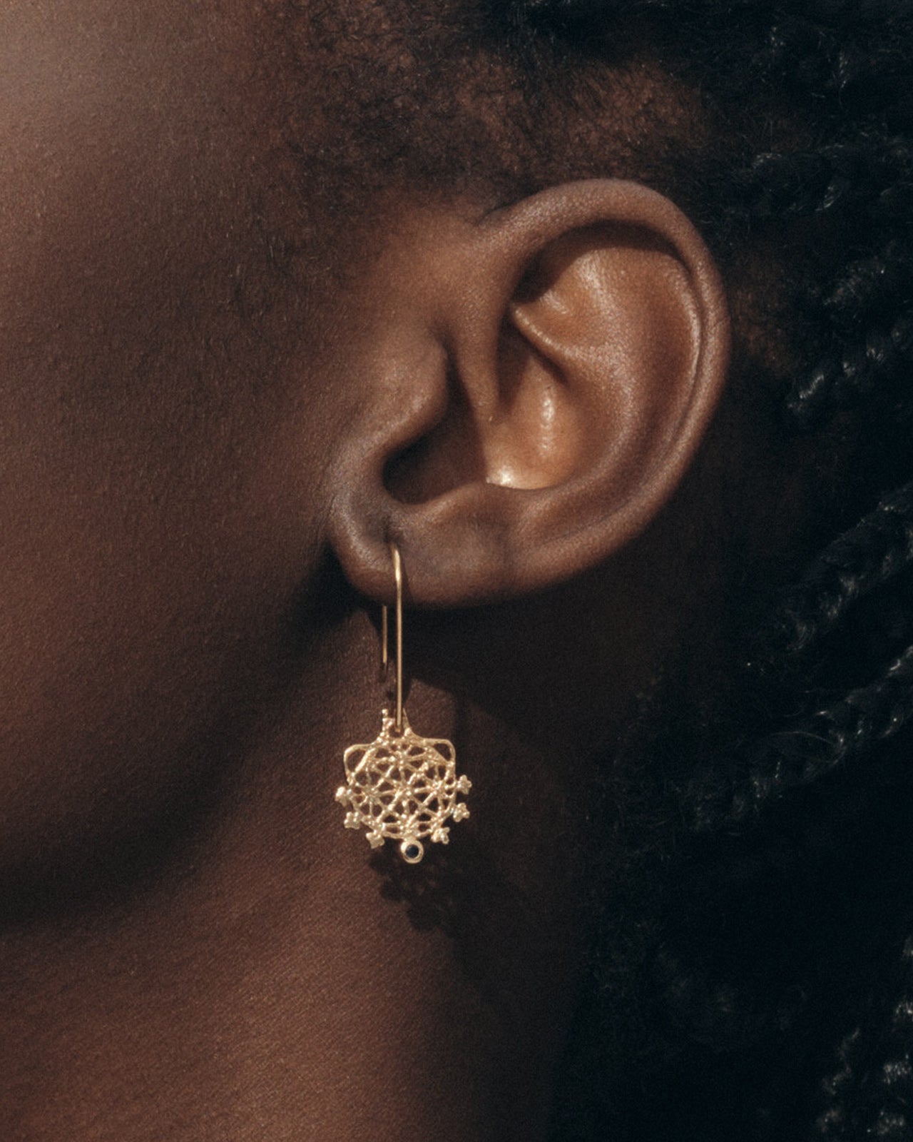 Arinna Earrings Sapphire Gold Vermeil – Temple of the Sun US