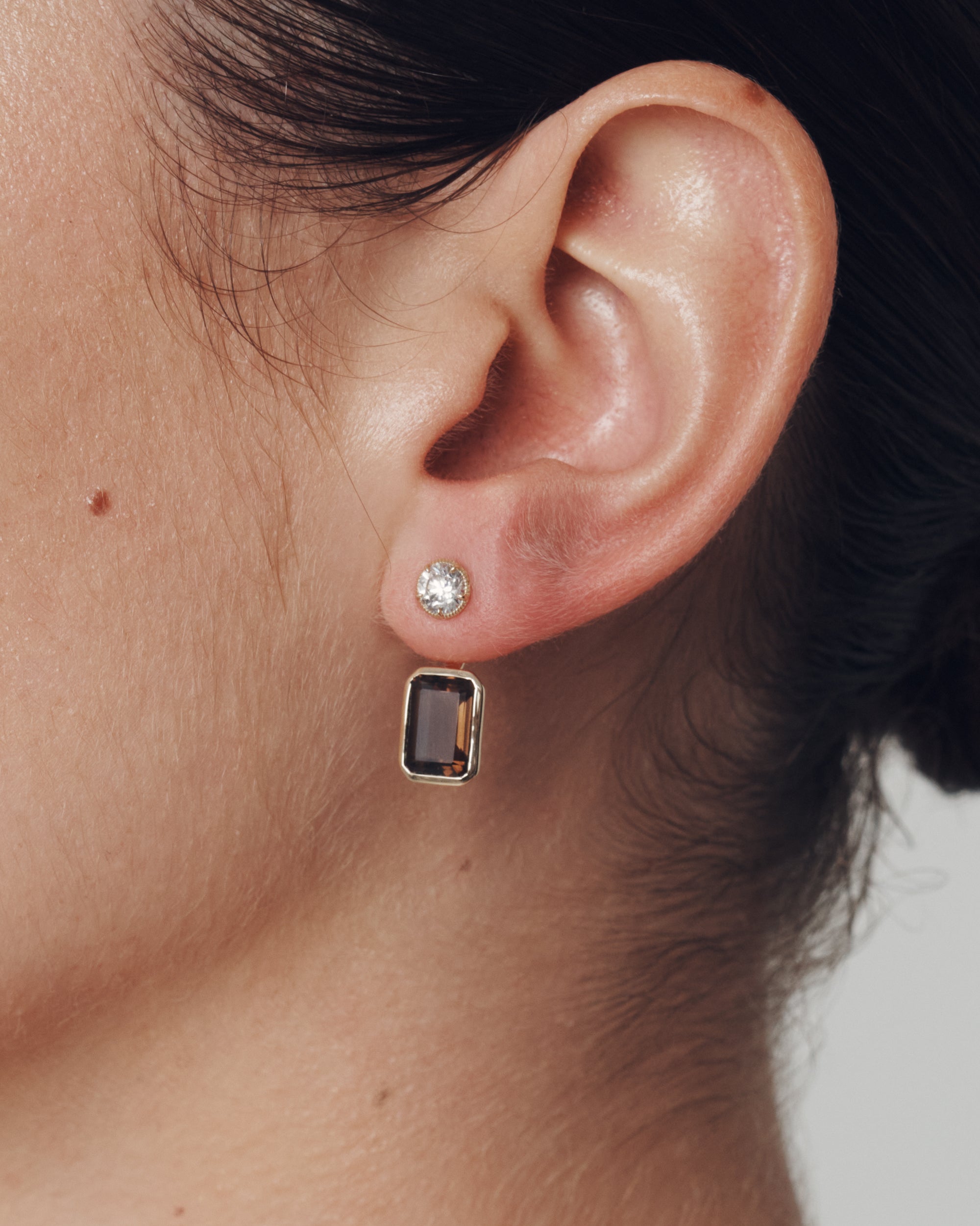 Orbit Quartz Ear Jacket Solid Gold