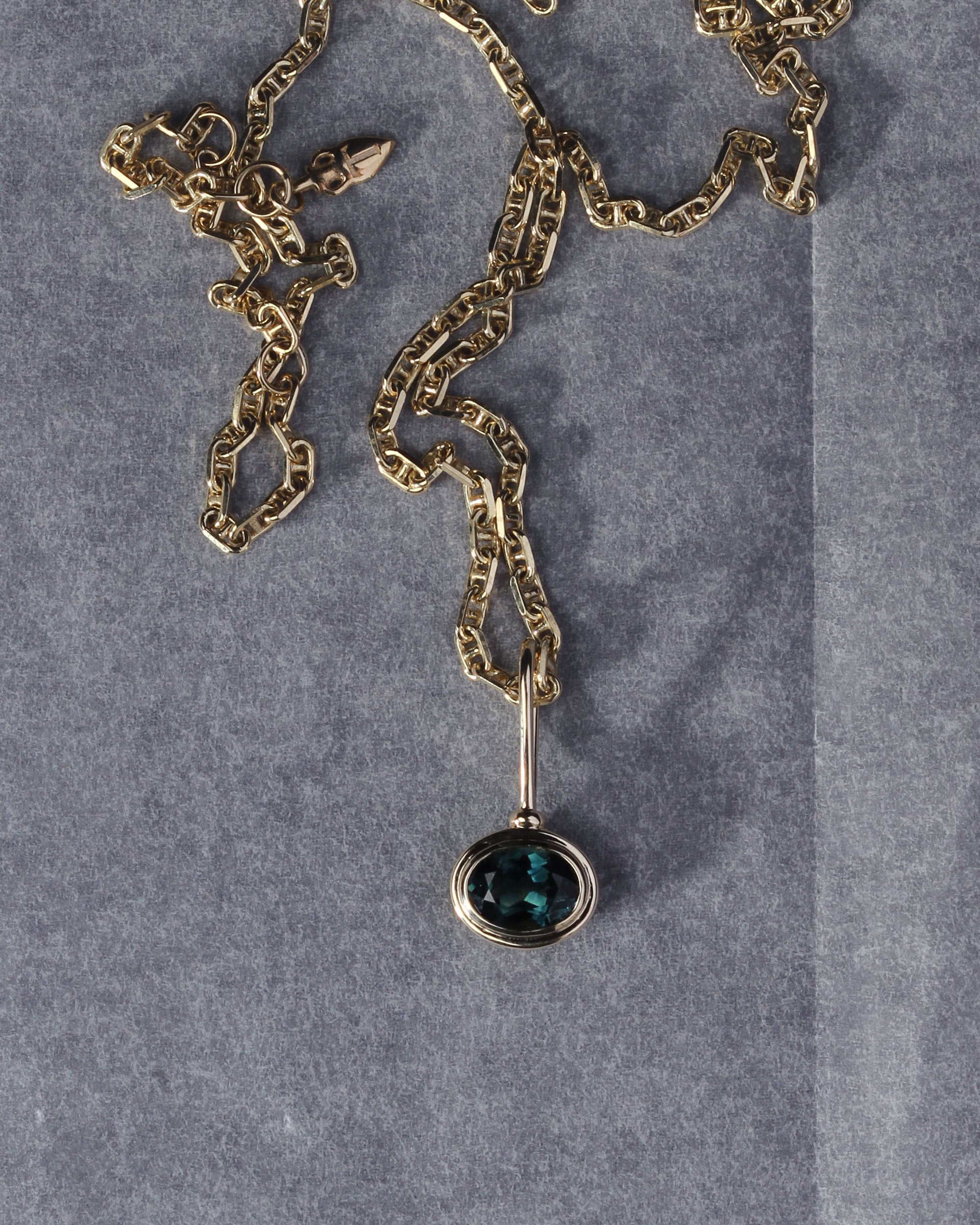 Seren Sapphire Pendant Solid Gold