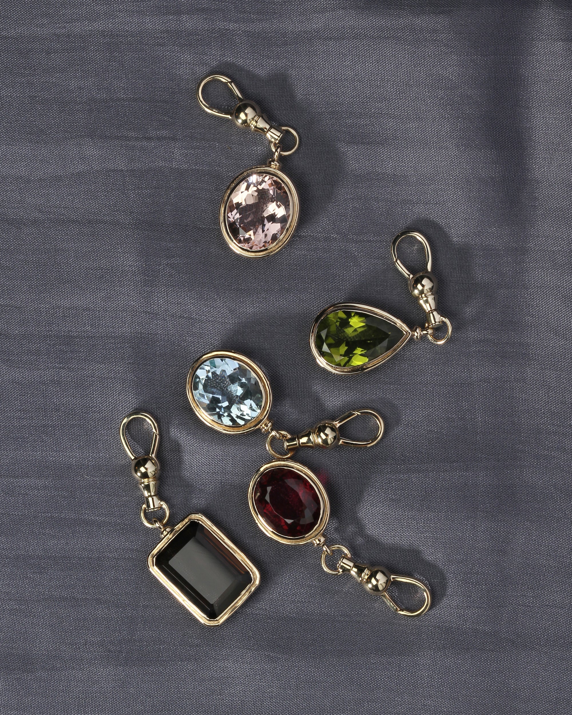 Uma Quartz Pendant Solid Gold