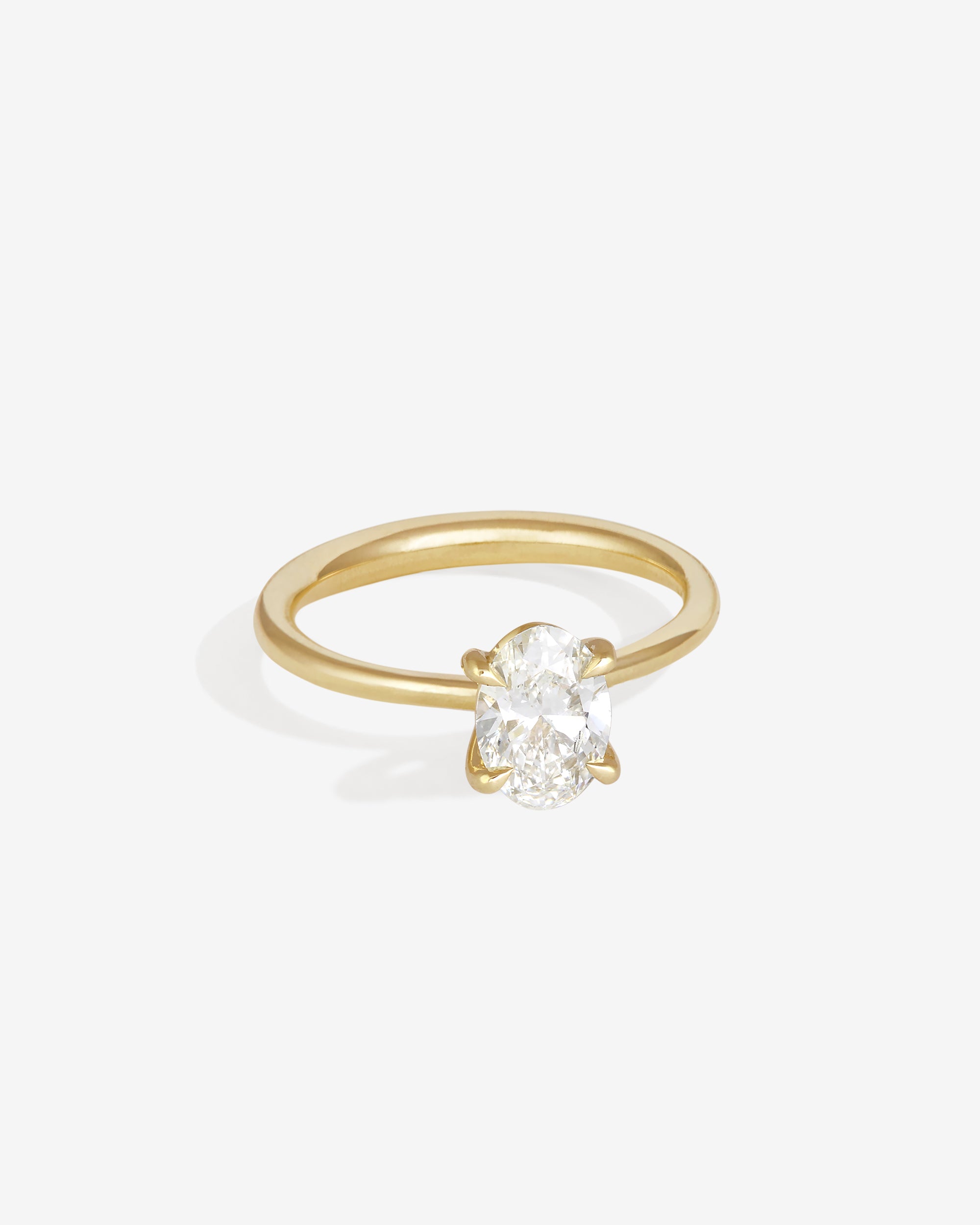 Adama Oval Ring Solitaire Diamond Solid Gold
