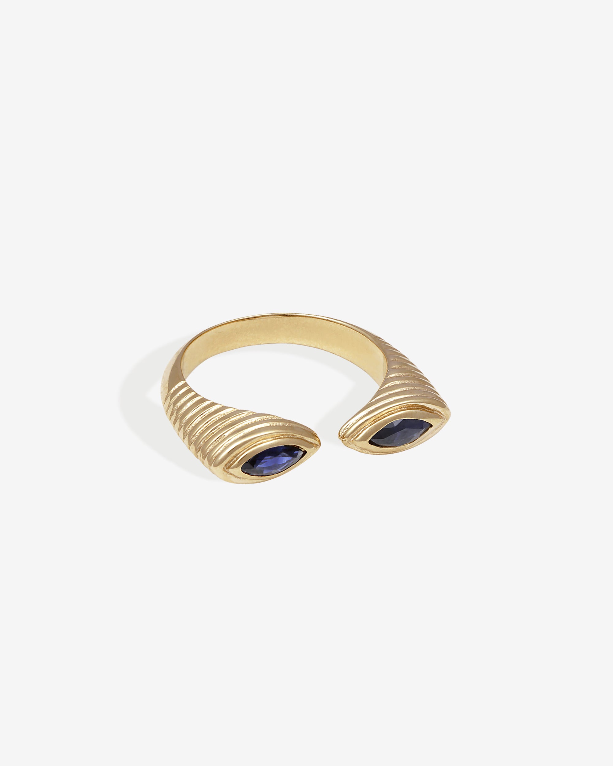 Alibi Ring Blue Sapphire Solid Gold