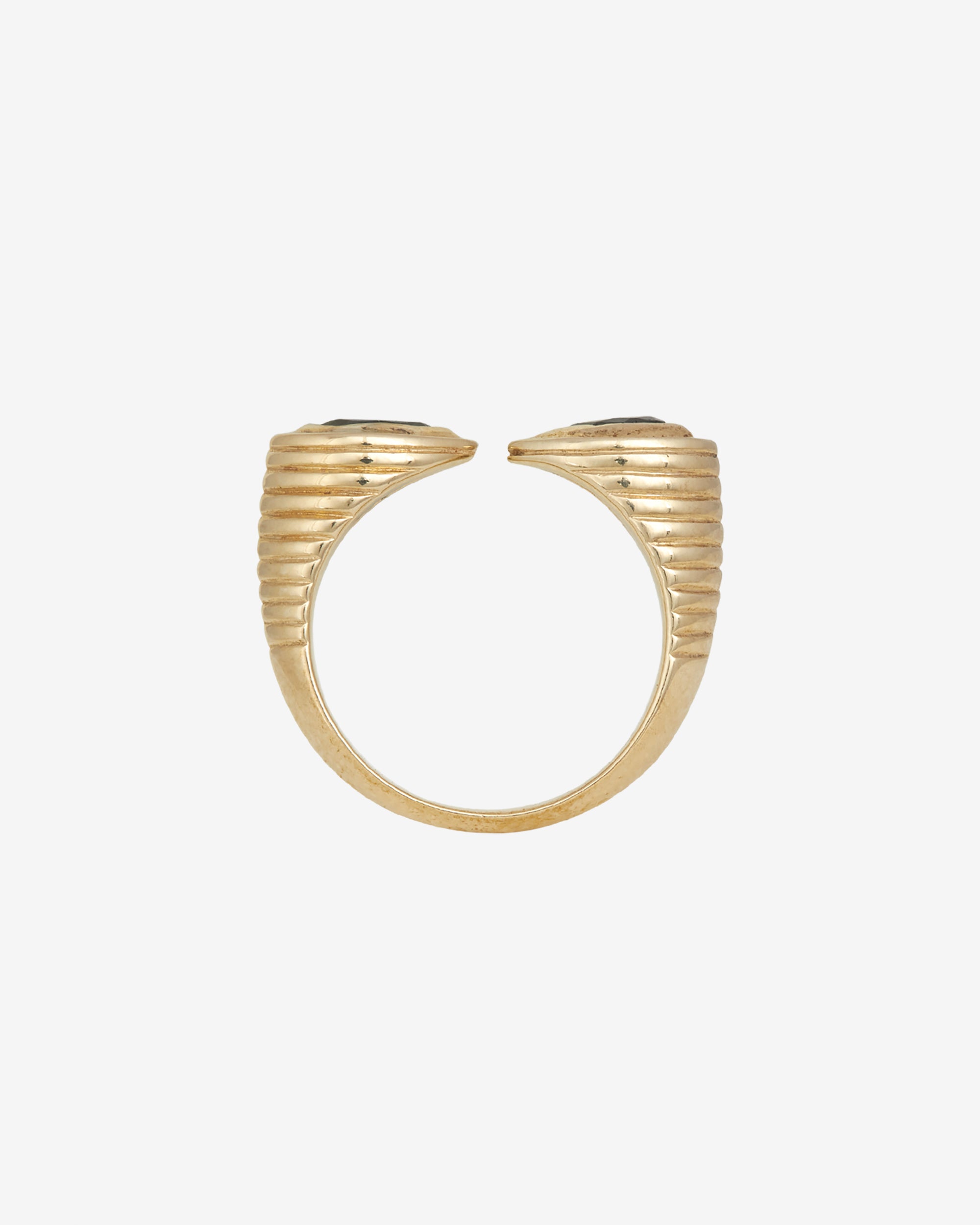 Alibi Ring Blue Sapphire Solid Gold