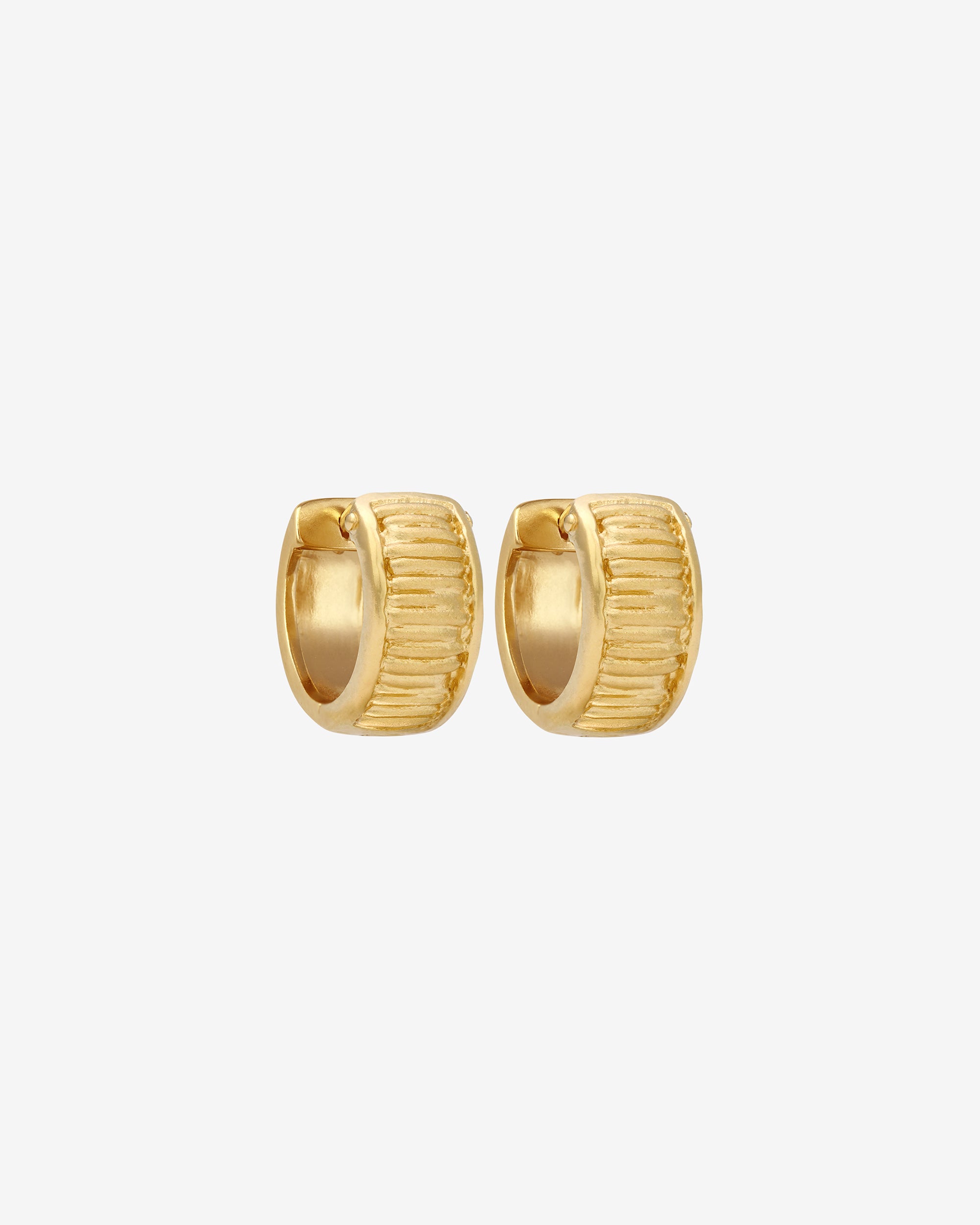 Arete Wide Huggies Gold Vermeil
