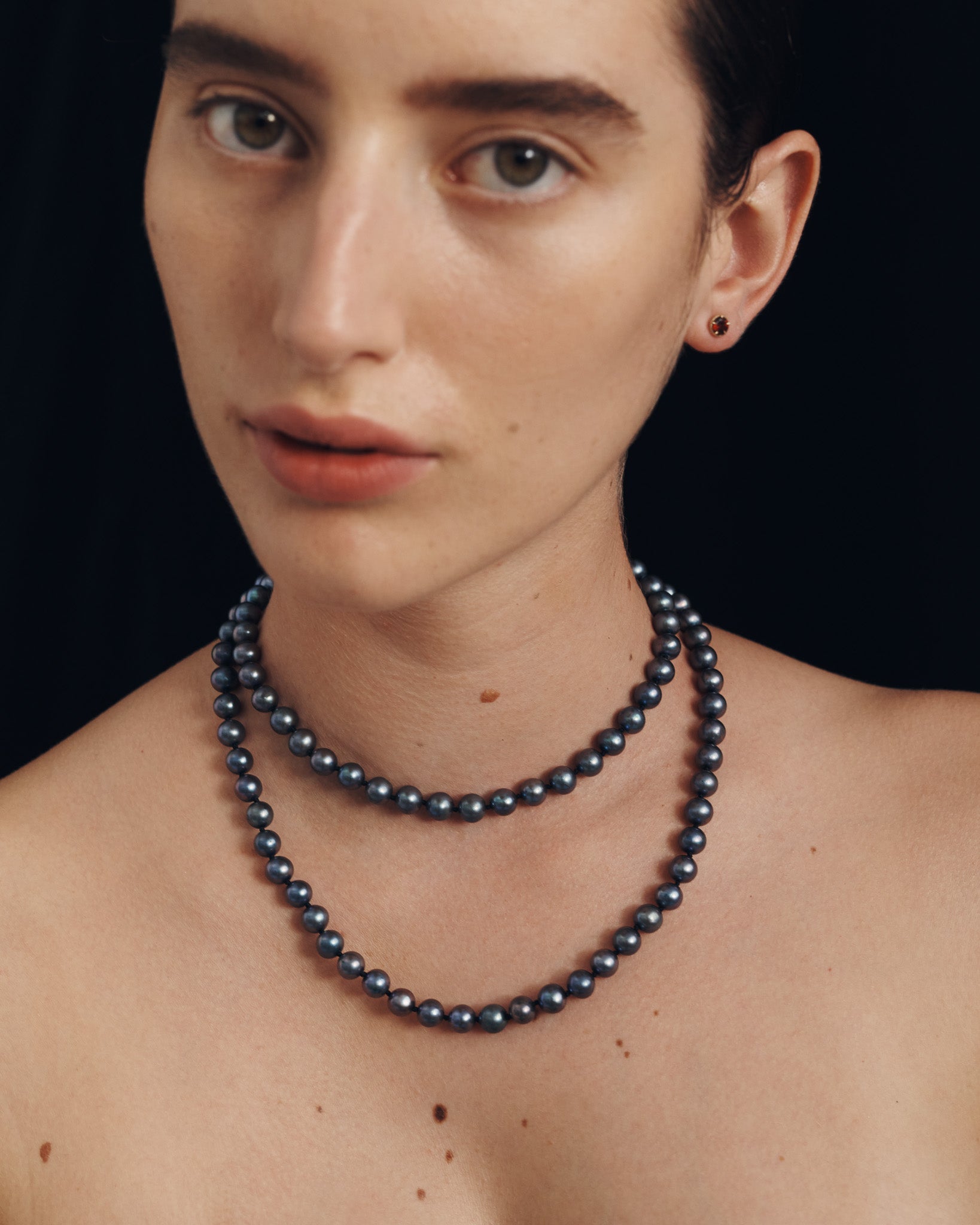 Aris Peacock Pearl Beaded Necklace Solid Gold