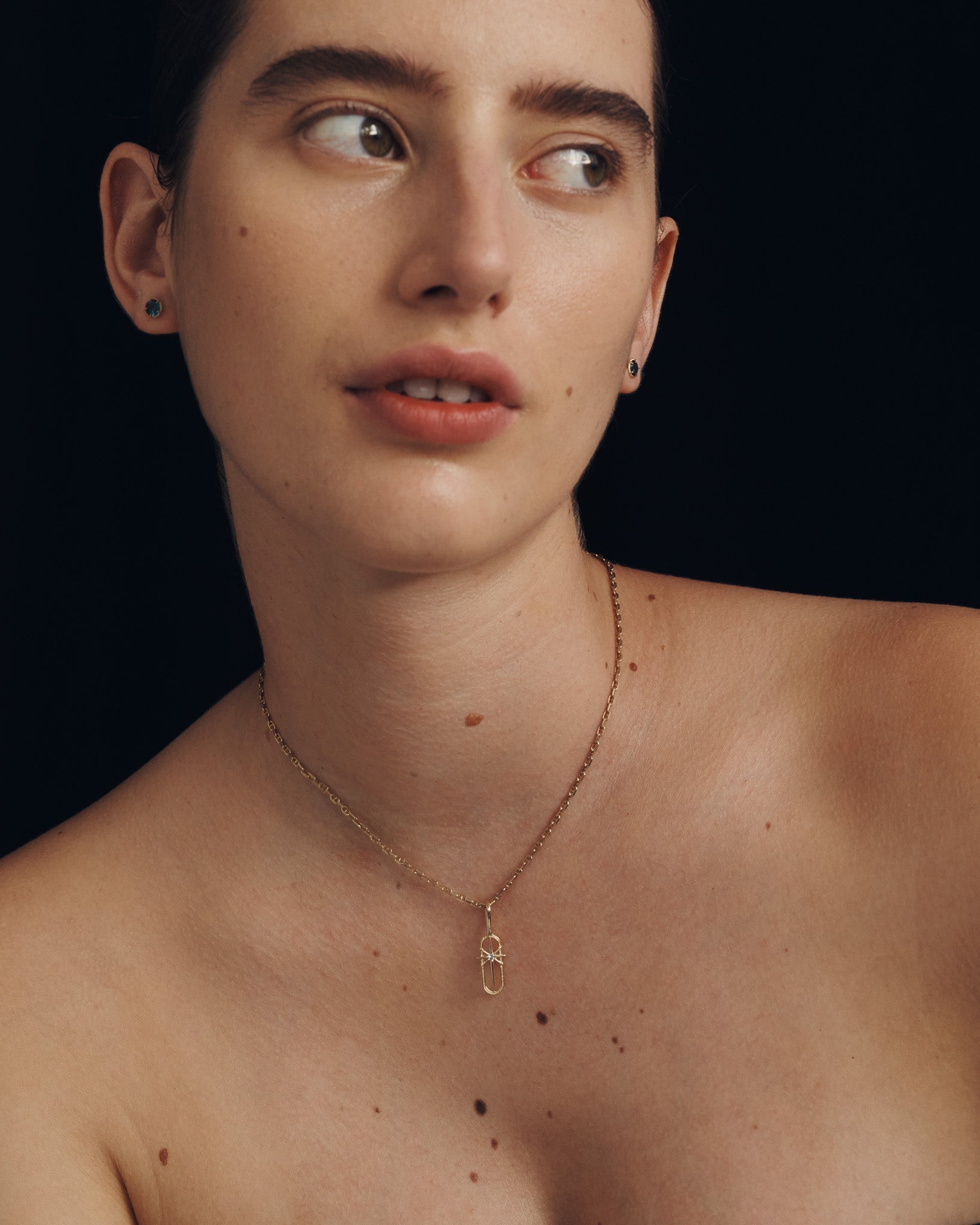 Astrid Aquamrine Pendant Solid Gold