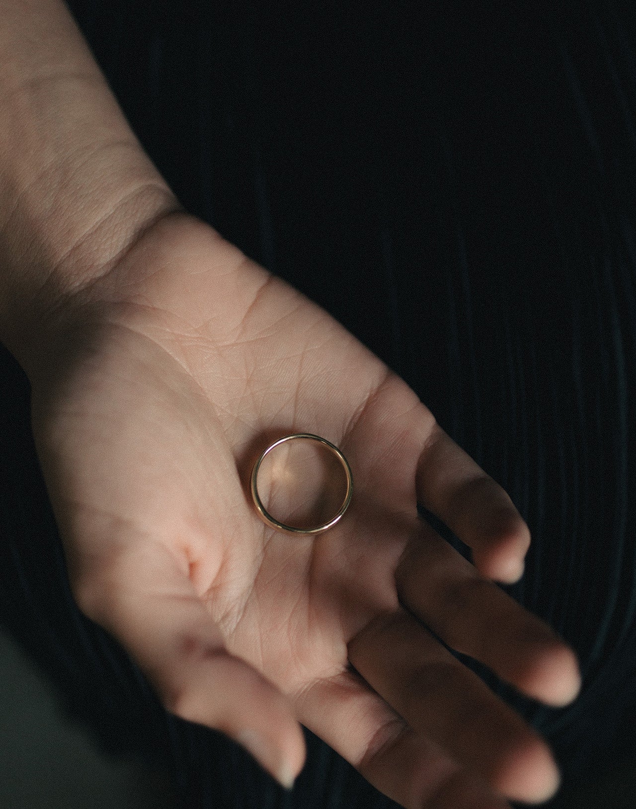 Caius Ring Solid Gold