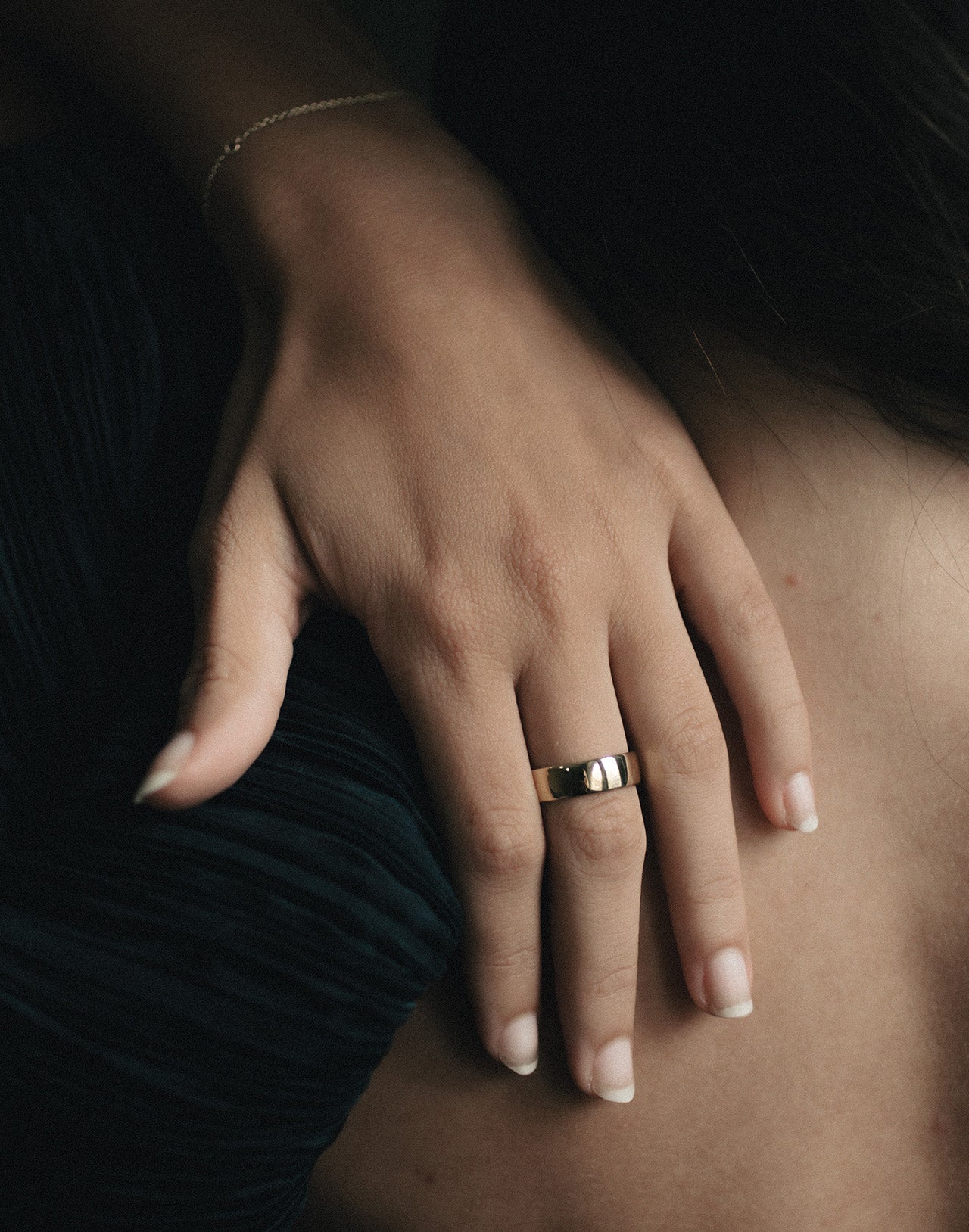 Chevron 6mm Ring Polished Solid Gold