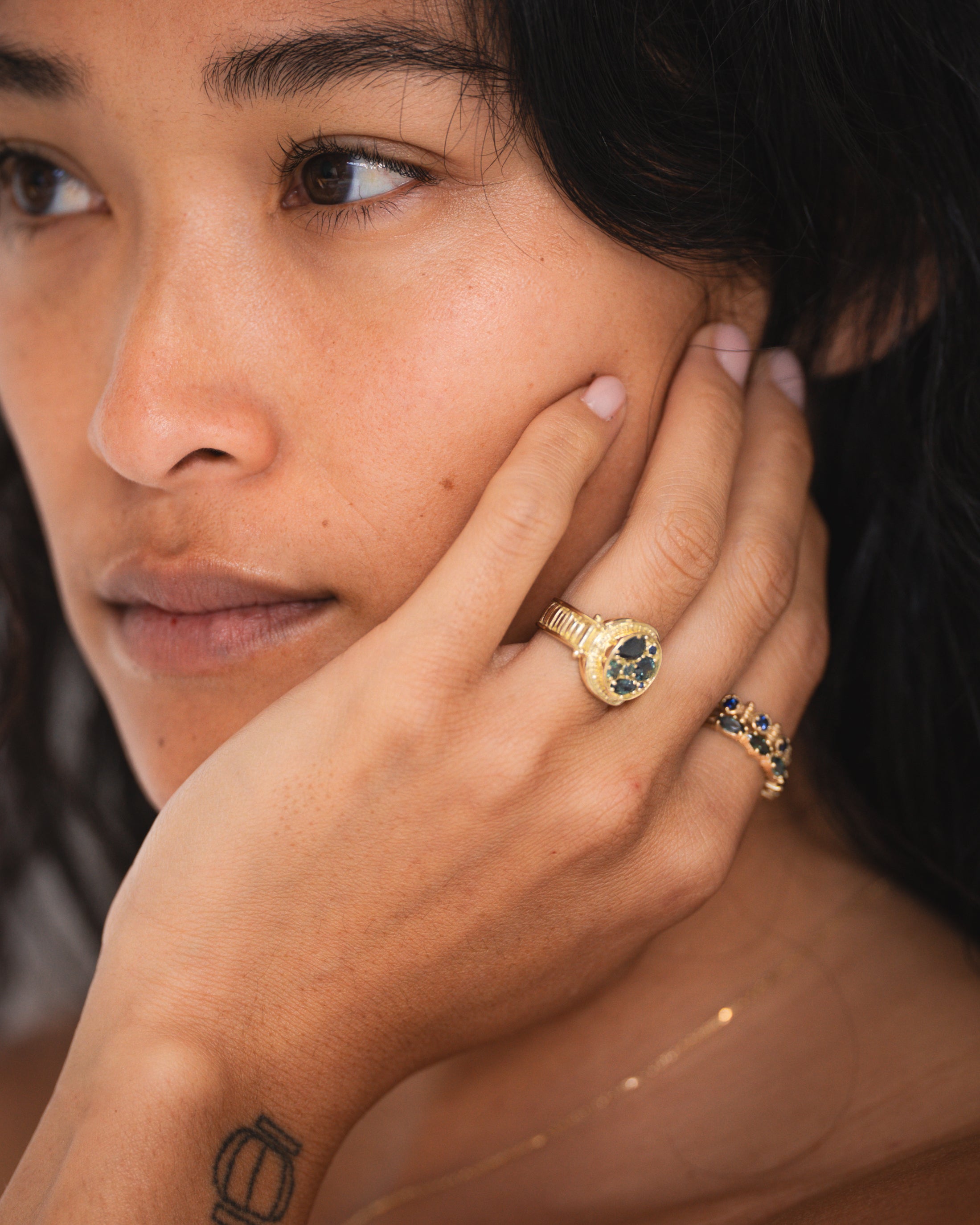 Love Knot Ring Teal Sapphire Solid Gold